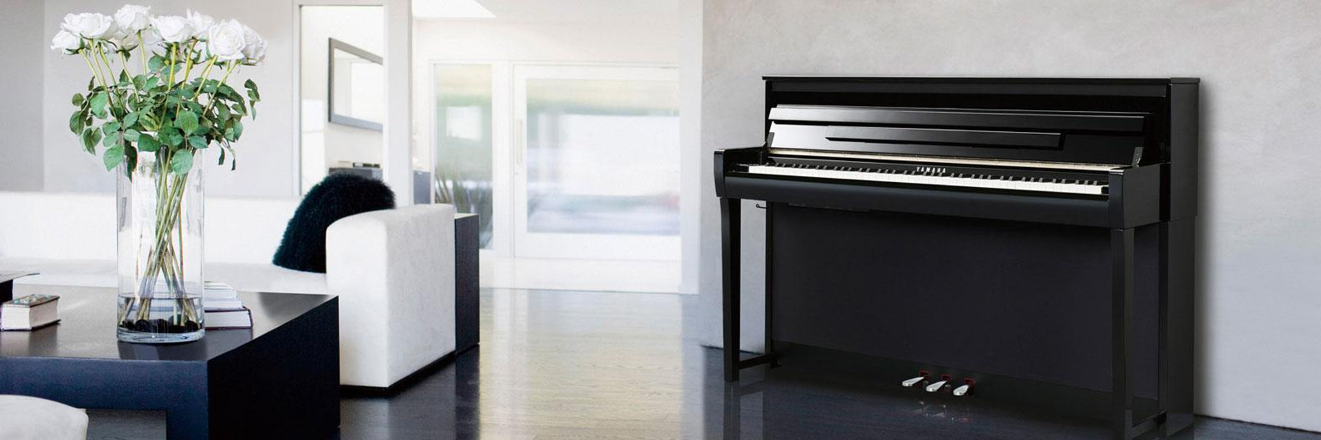 Yamaha CLP785 Clavinova Digital Piano