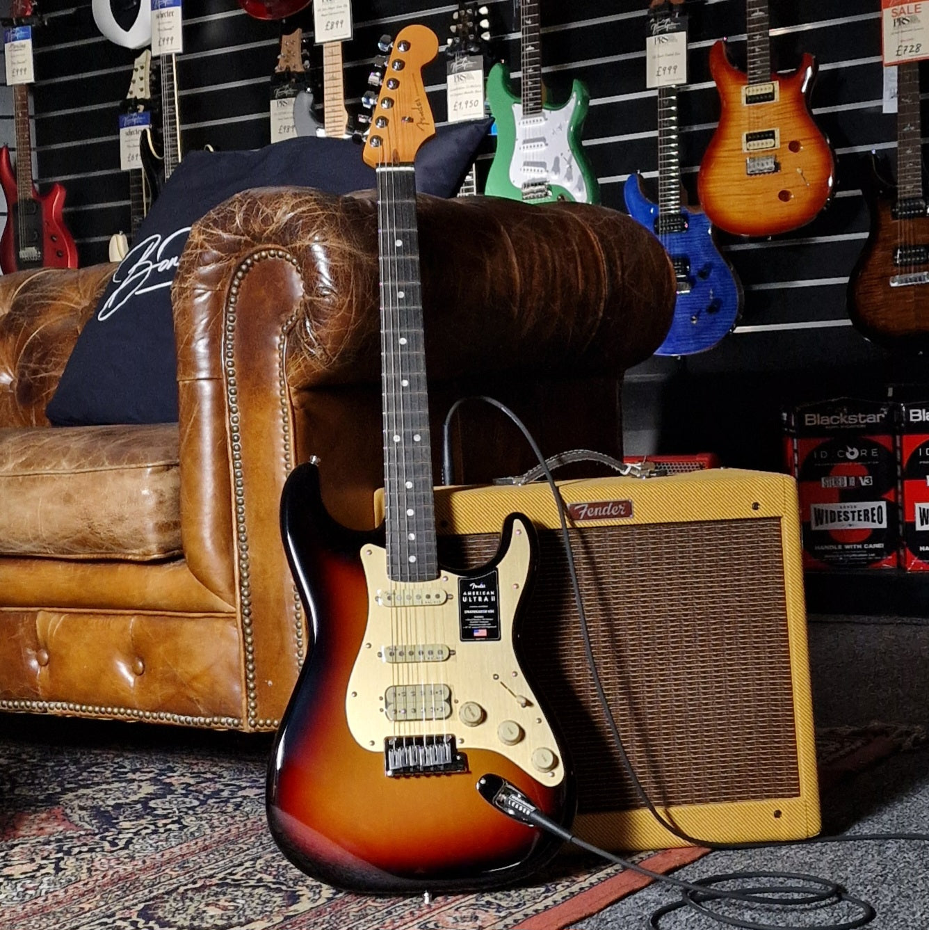 Fender American Ultra II Stratocaster HSS; Ebony Fingerboard; Ultraburst