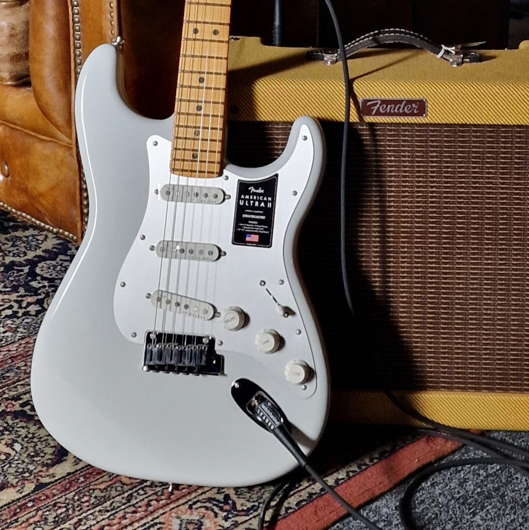 Fender American Ultra II Stratocaster; Maple Fingerboard; Avalanche