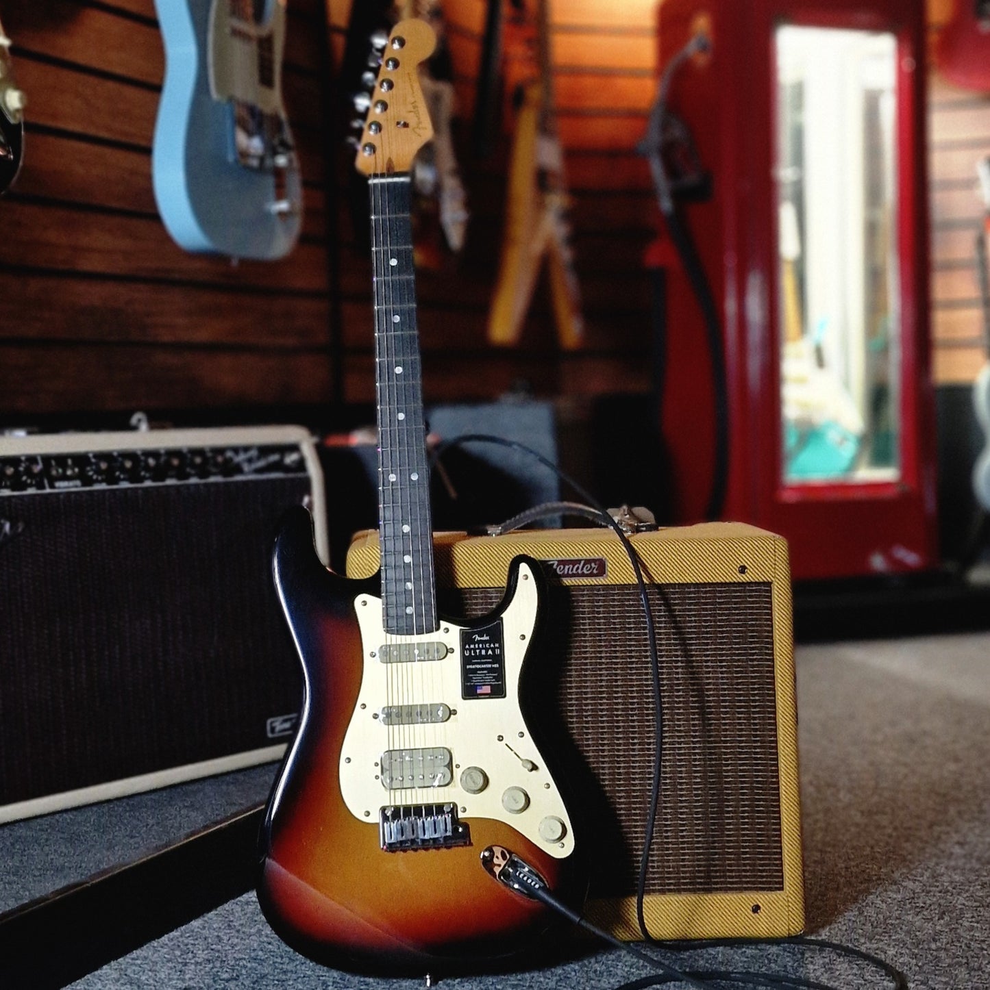 Fender American Ultra II Stratocaster HSS; Ebony Fingerboard; Ultraburst