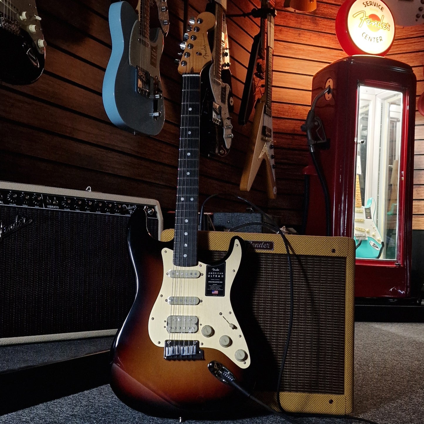 Fender American Ultra II Stratocaster HSS; Ebony Fingerboard; Ultraburst