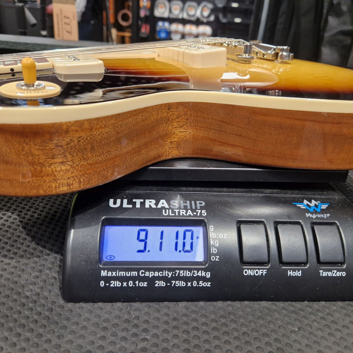 Gibson Les Paul Standard 50s P-90 Plain Top; Tobacco Burst | With 3 FREE Maestro Effects Pedals