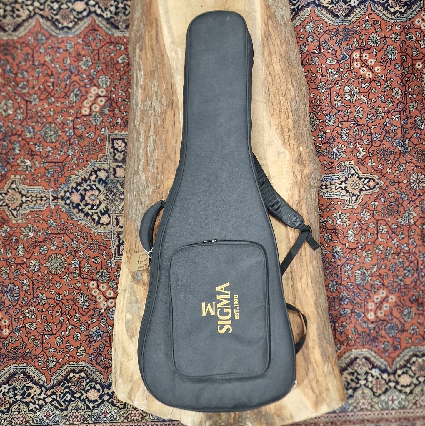 Sigma SDR-28 Sunburst Acoustic Guitar: Serial Number: 220902568 | Second Hand