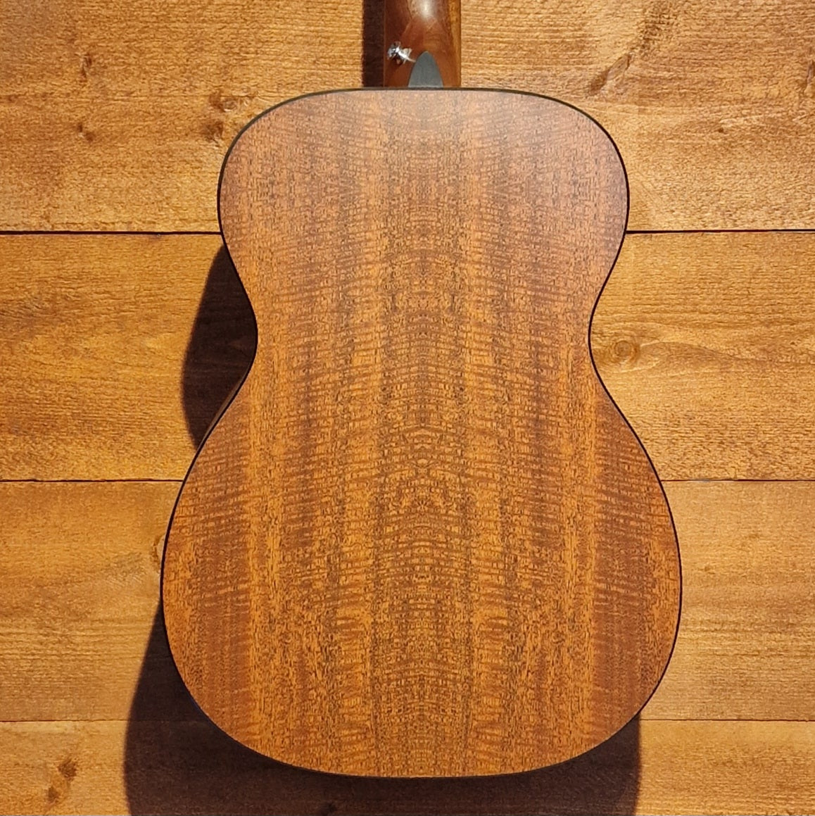 Martin 00-X2e Road Series Acoustic Guitar: Serial No 2364361 | Second Hand