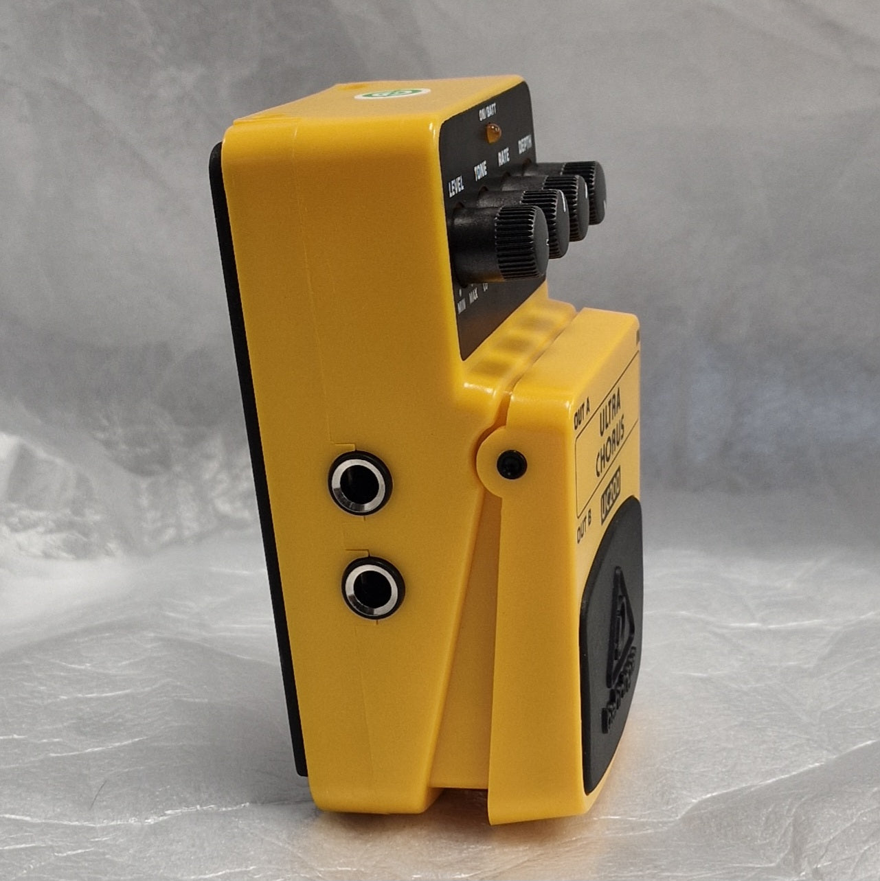 Behringer UC200 Ultra Chorus Pedal | Second Hand