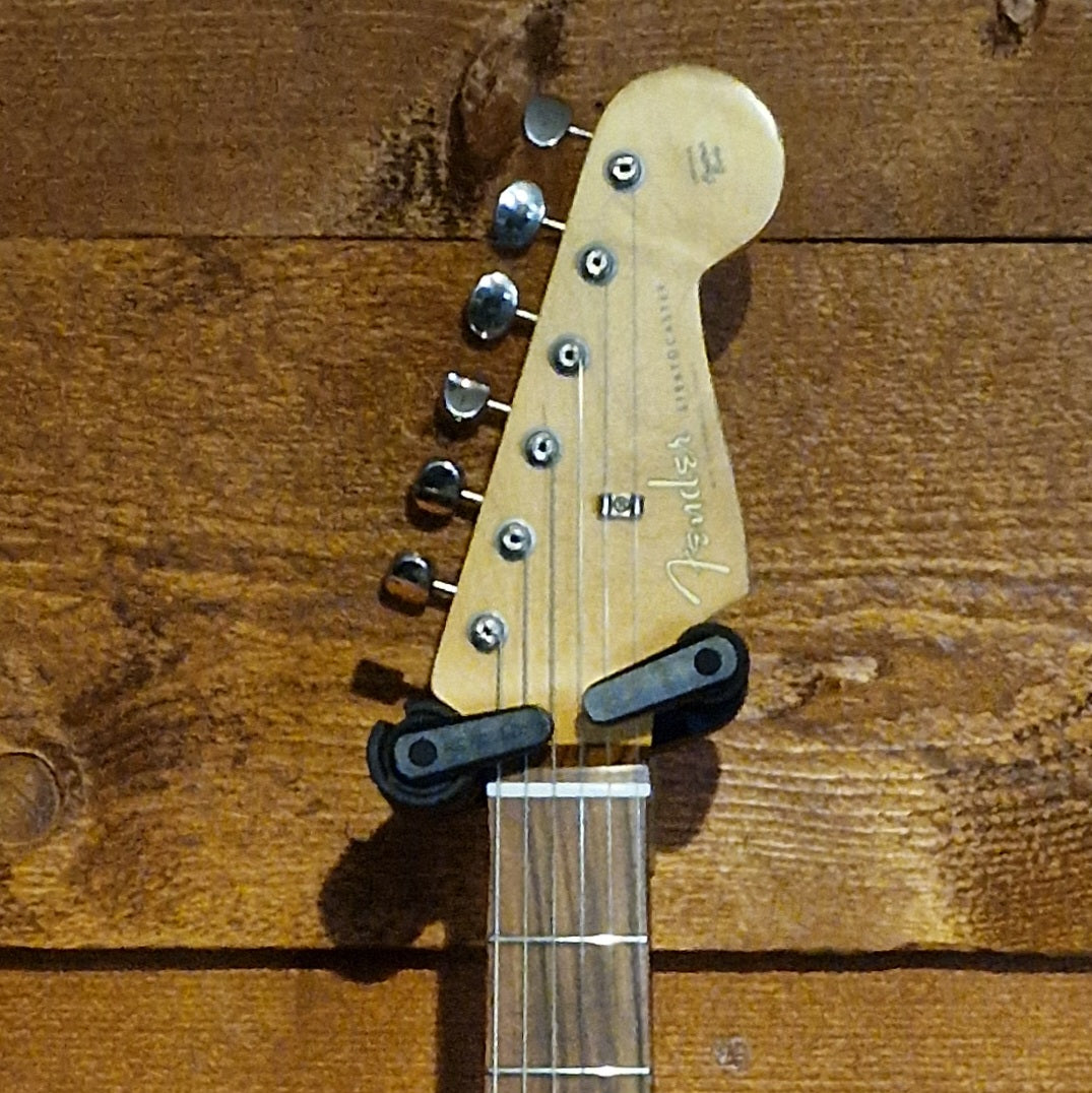 Fender Vintera 60s Road Worn Stratocaster; Firemist Gold: Serial No: MX20178095 | Second Hand