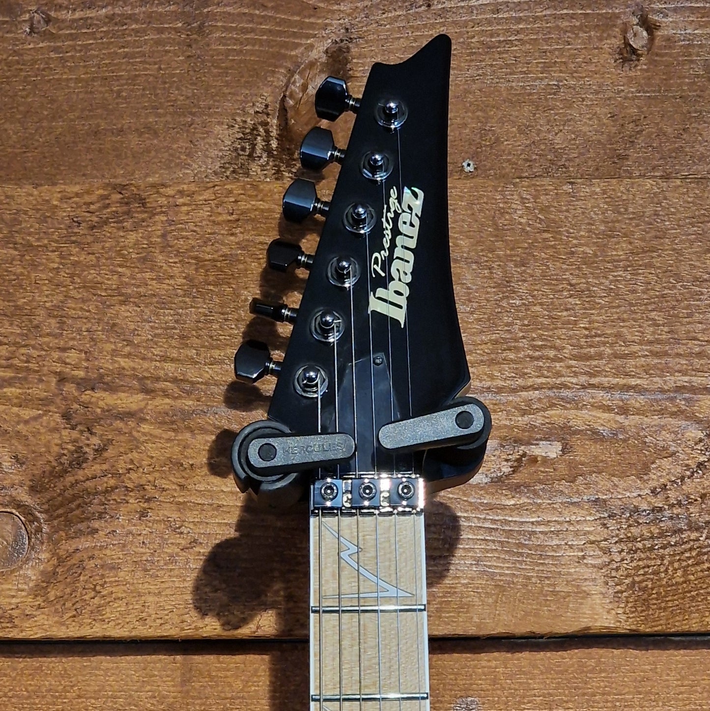 Ibanez Prestige RG2550Z; White Pearl Metallic: Serial Number: F0906379 | Second Hand