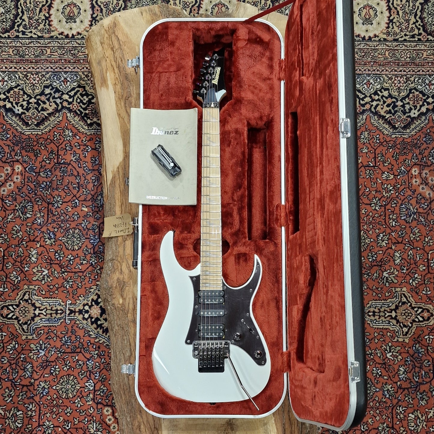 Ibanez Prestige RG2550Z; White Pearl Metallic: Serial Number: F0906379 | Second Hand