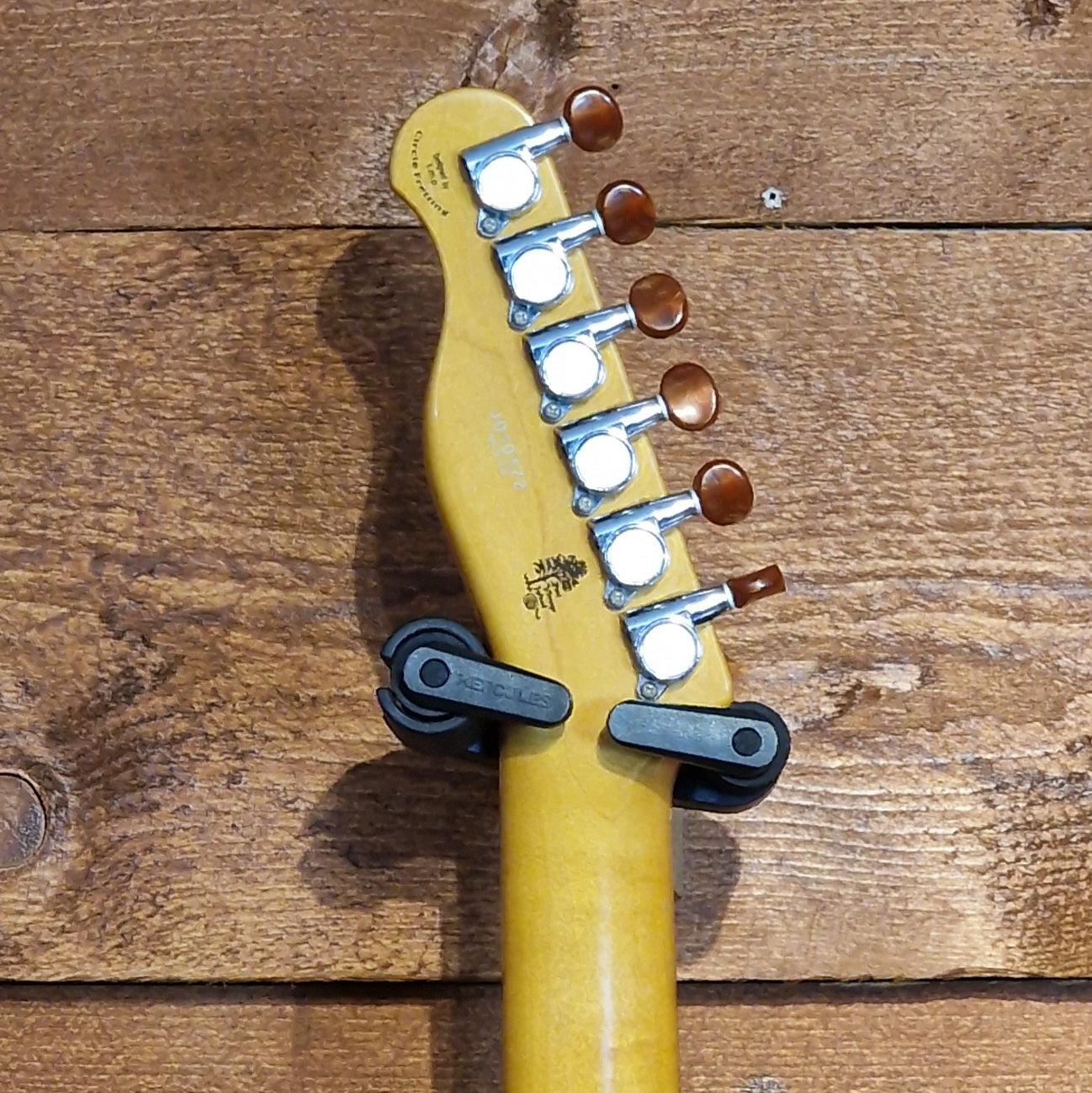 History GH-T2 Electric Guitar: Serial Number: J010372 | Second Hand