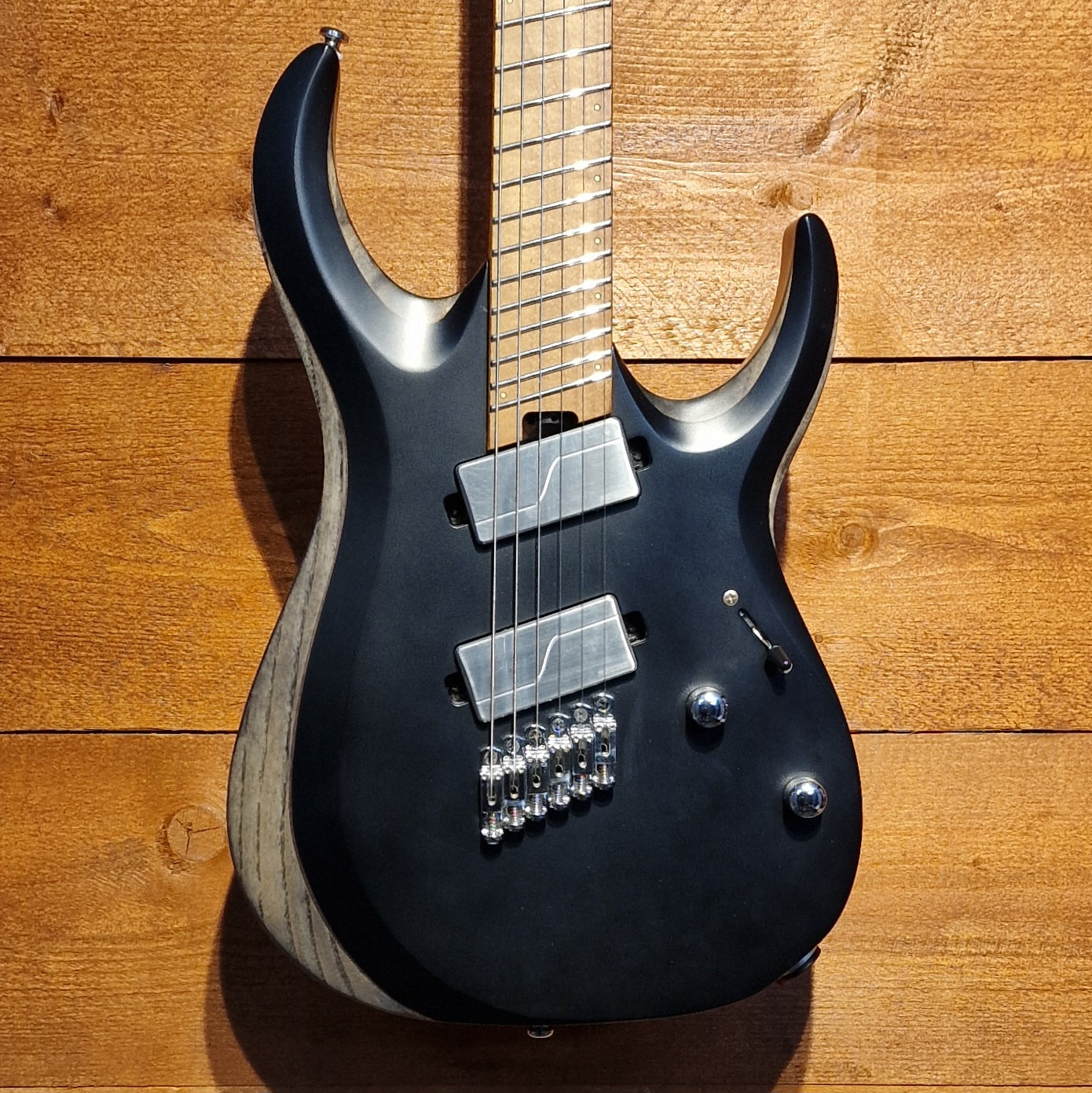 Cort X700 Mutility Eelectric Guitar; Black Satin: Serial Number: IE210403831 | Second Hand