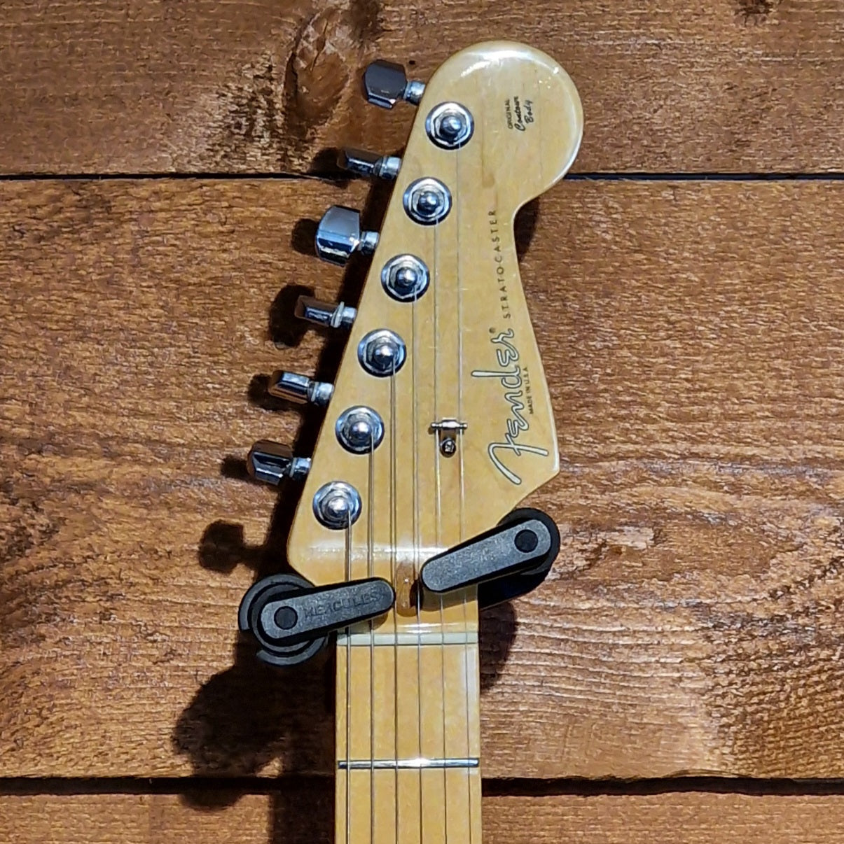 Fender American Standard Stratocaster; Sienna Sunburst: Serial No: Z8065203 | Second Hand