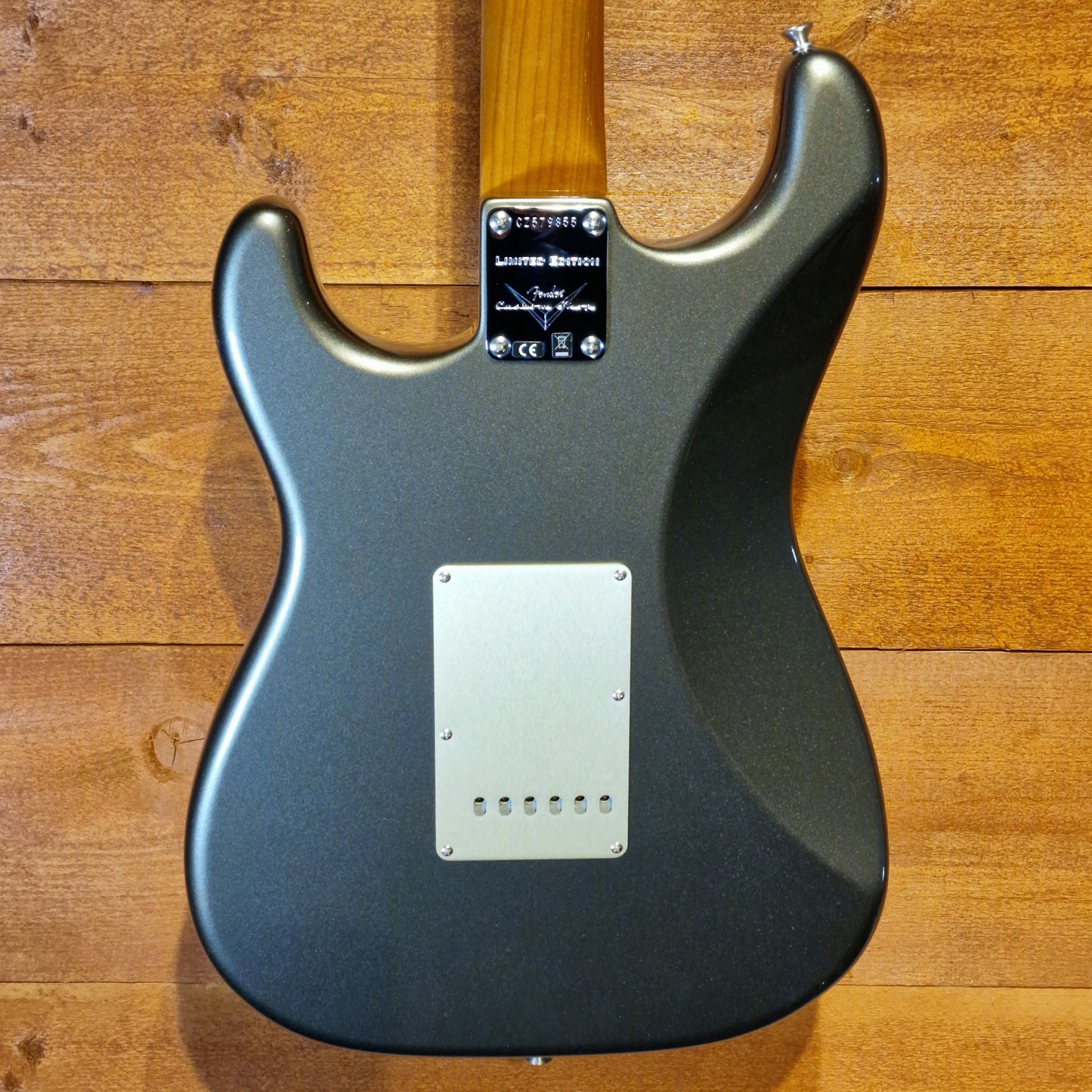 Fender Custom Shop Limited Edition Roasted Stratocaster Special NOS Electric Guitar May 2024; Aged Pewter : Serial Number: CZ579855 | Second Hand