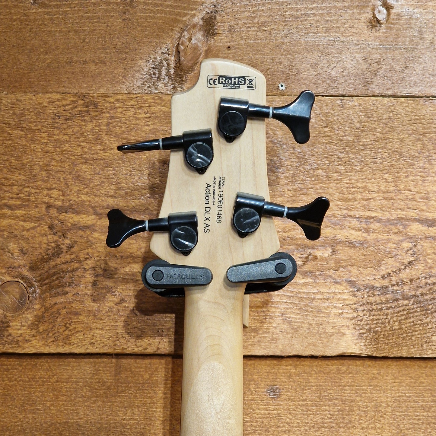 Cort Action Deluxe AS Bass Guitar; Natural Satin: Serial No: 190601468 | Second Hand