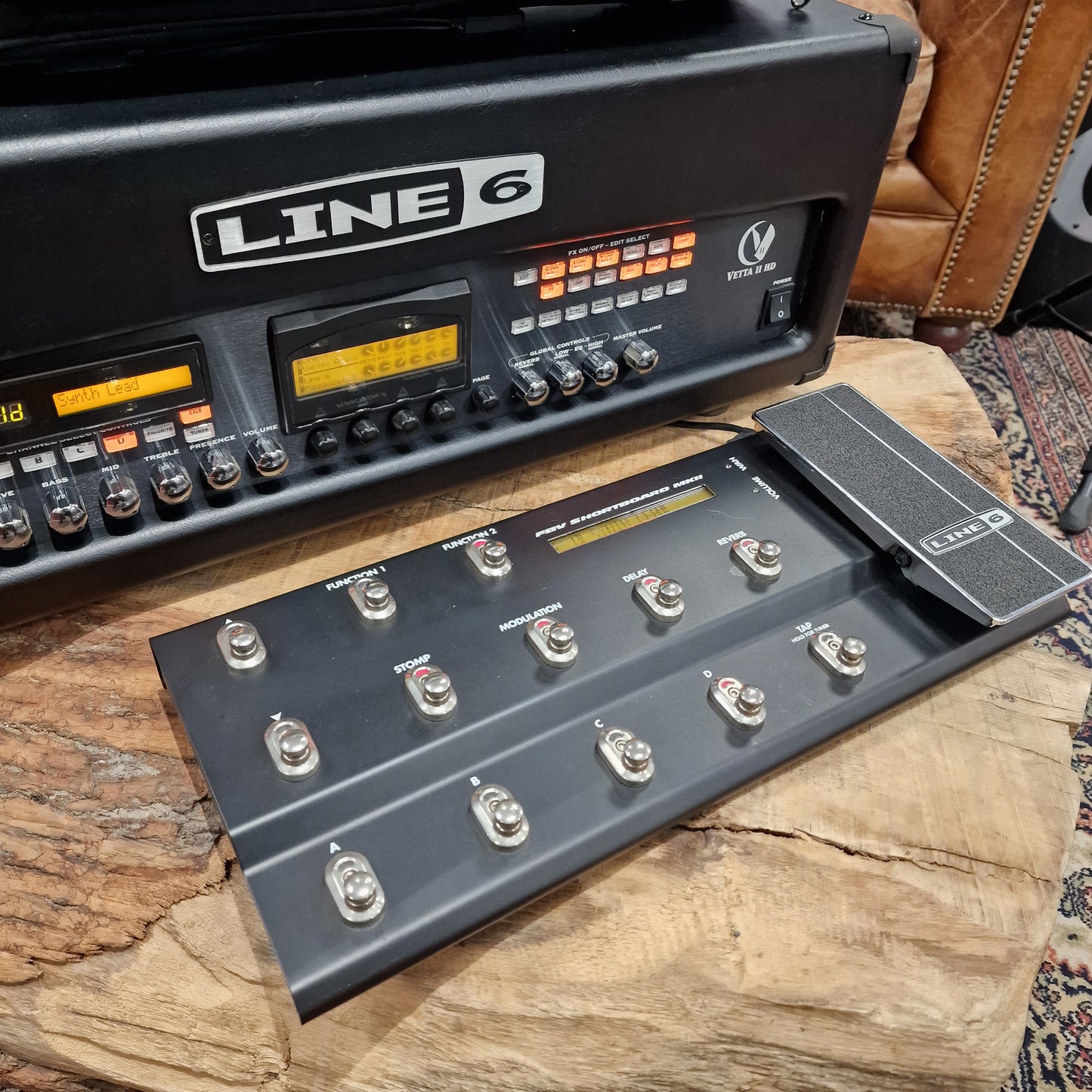 Line 6 Vetta II Guitar Amp Head with Foot Controller | Second Hand
