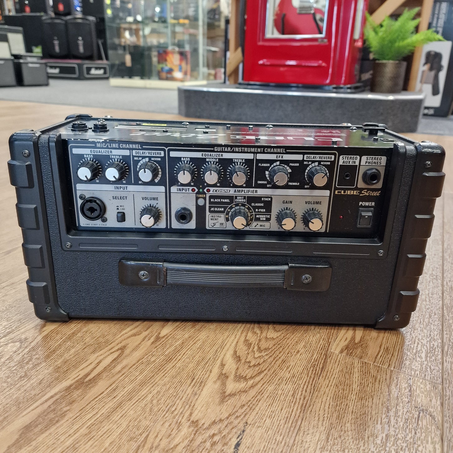 Roland CUBE Street Battery Amp | Second Hand