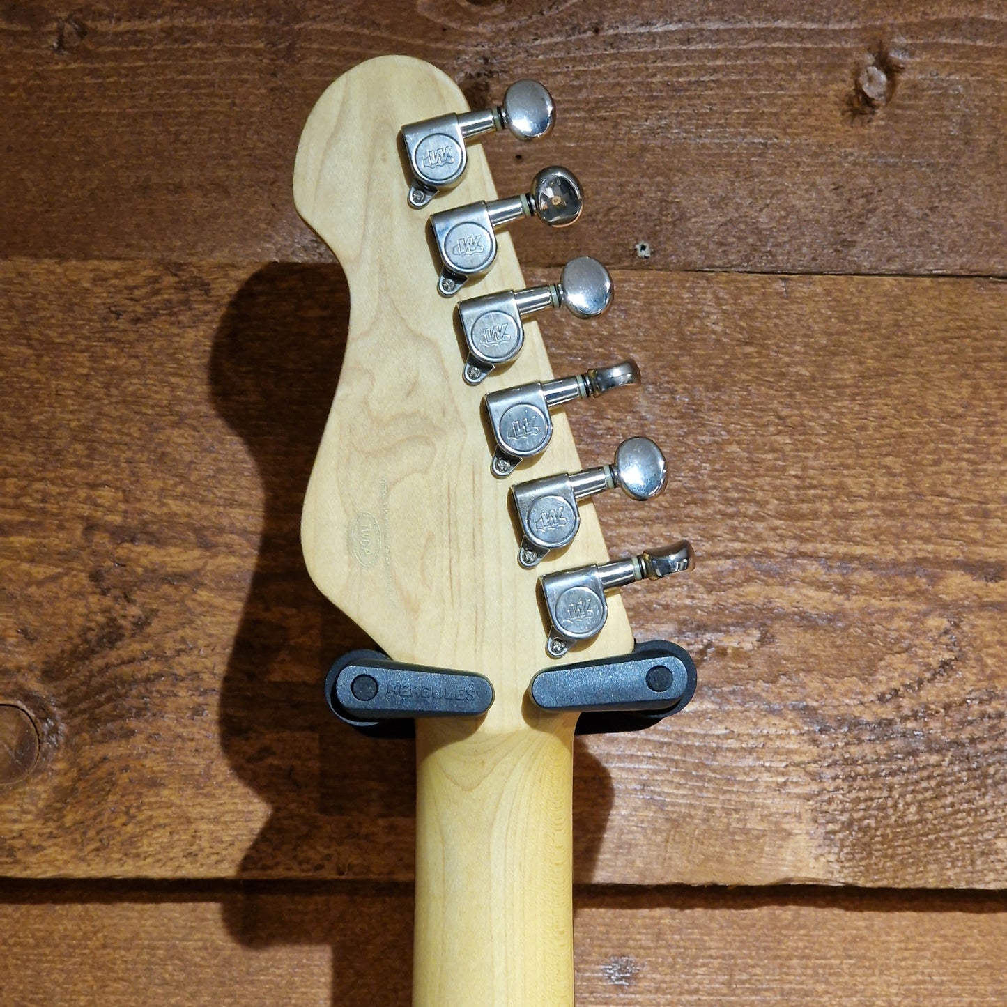 Vintage Advance AV6H Electric Guitar; Vintage White | Second Hand