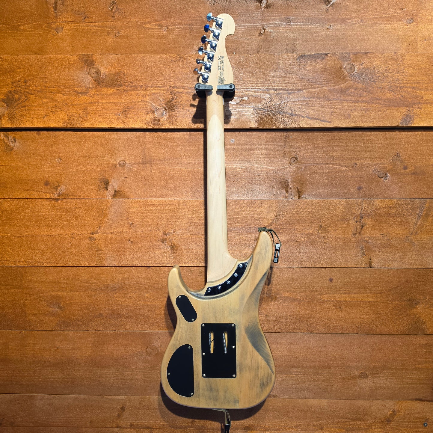 Washburn N24 Nuno Bettencourt: Serial No: IW21120047 | Second Hand