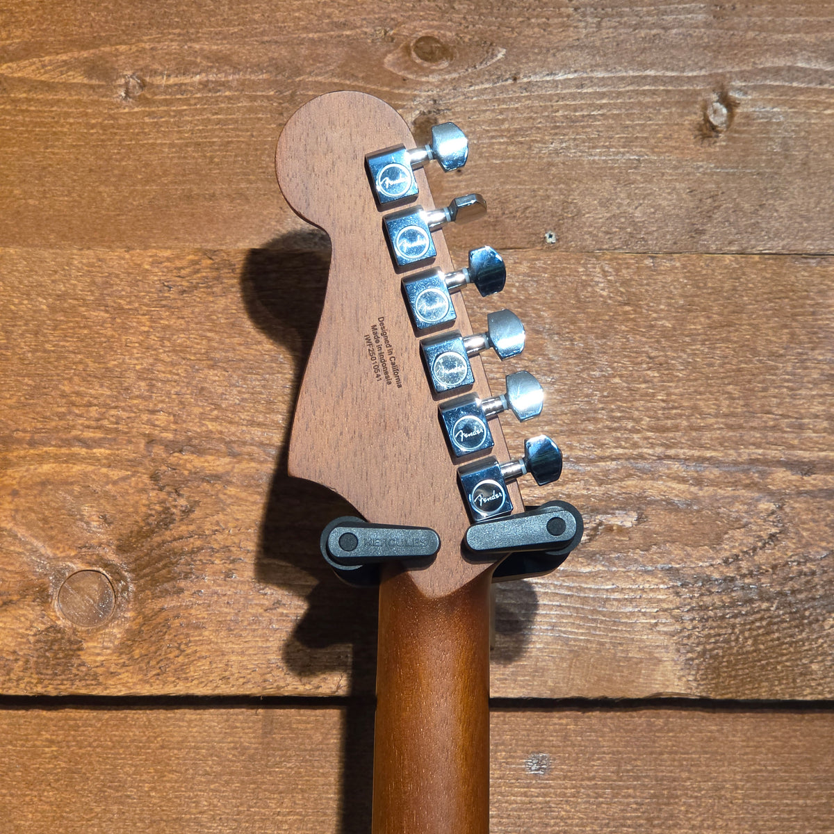Fender Acoustasonic Standard Jazzmaster: Black: Serial No: IWF25010541 | Second Hand