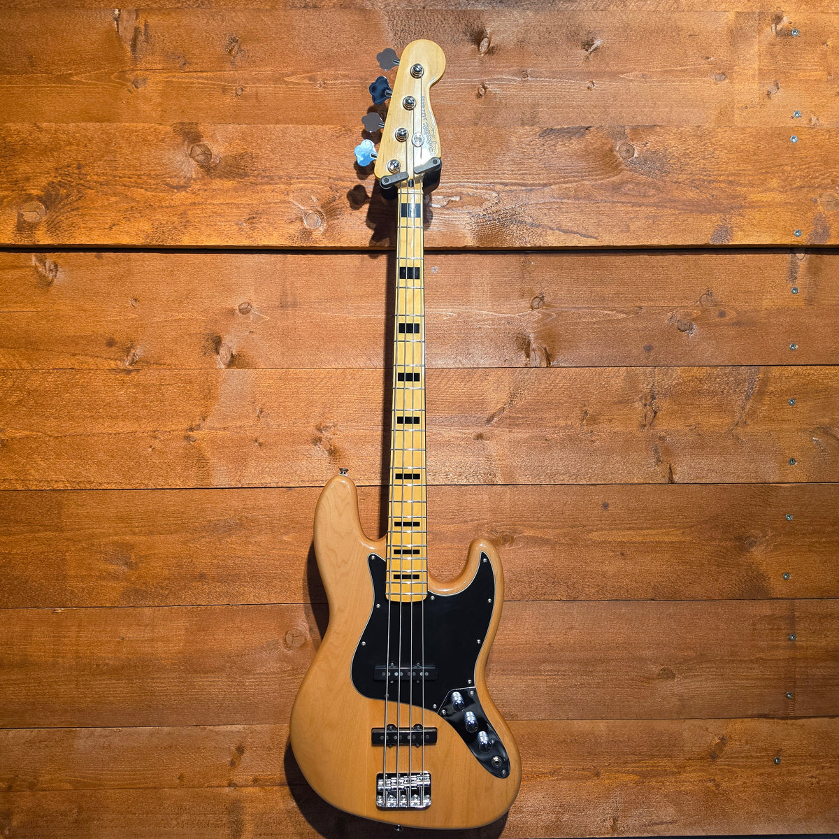 Squier Vintage Modified 70s Jazz Bass; Natural: Serial No: ICS16078578 | Second Hand