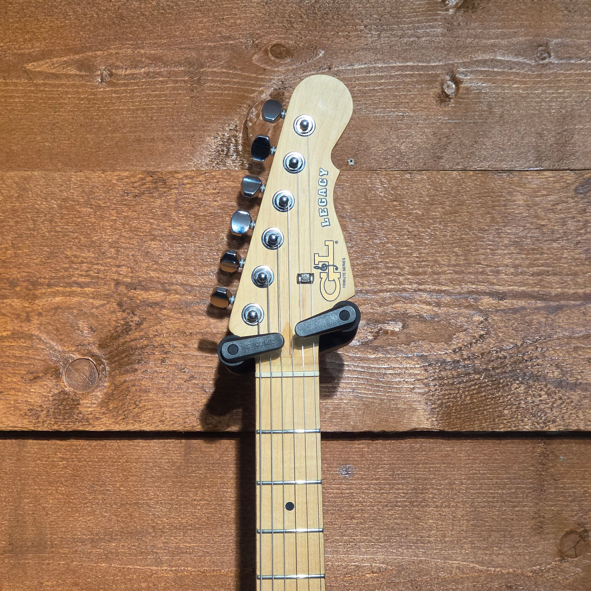 G&L Tribute Series Legacy; Black: Serial No: 180513617 | Second Hand