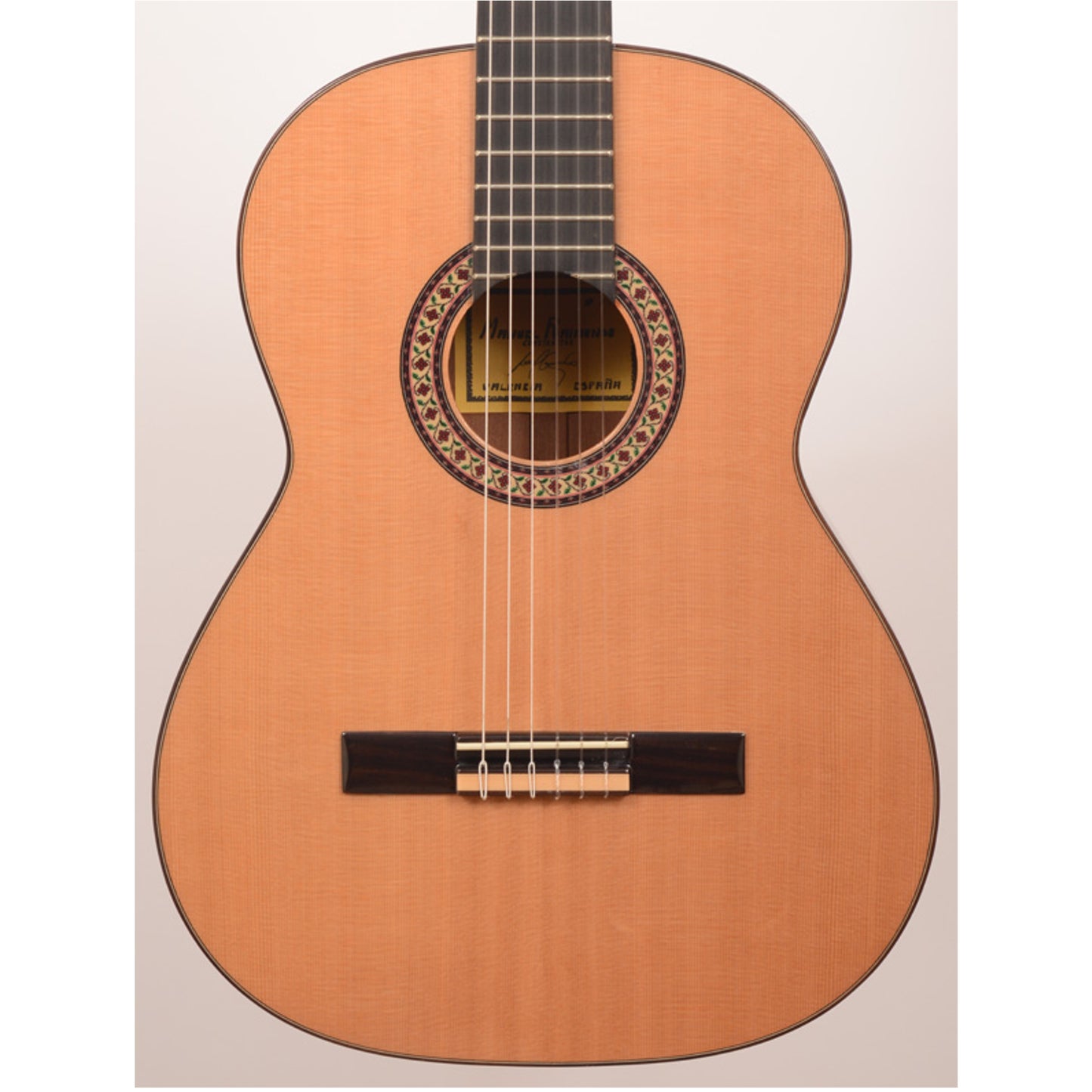 Raimundo 136 Classical Guitar