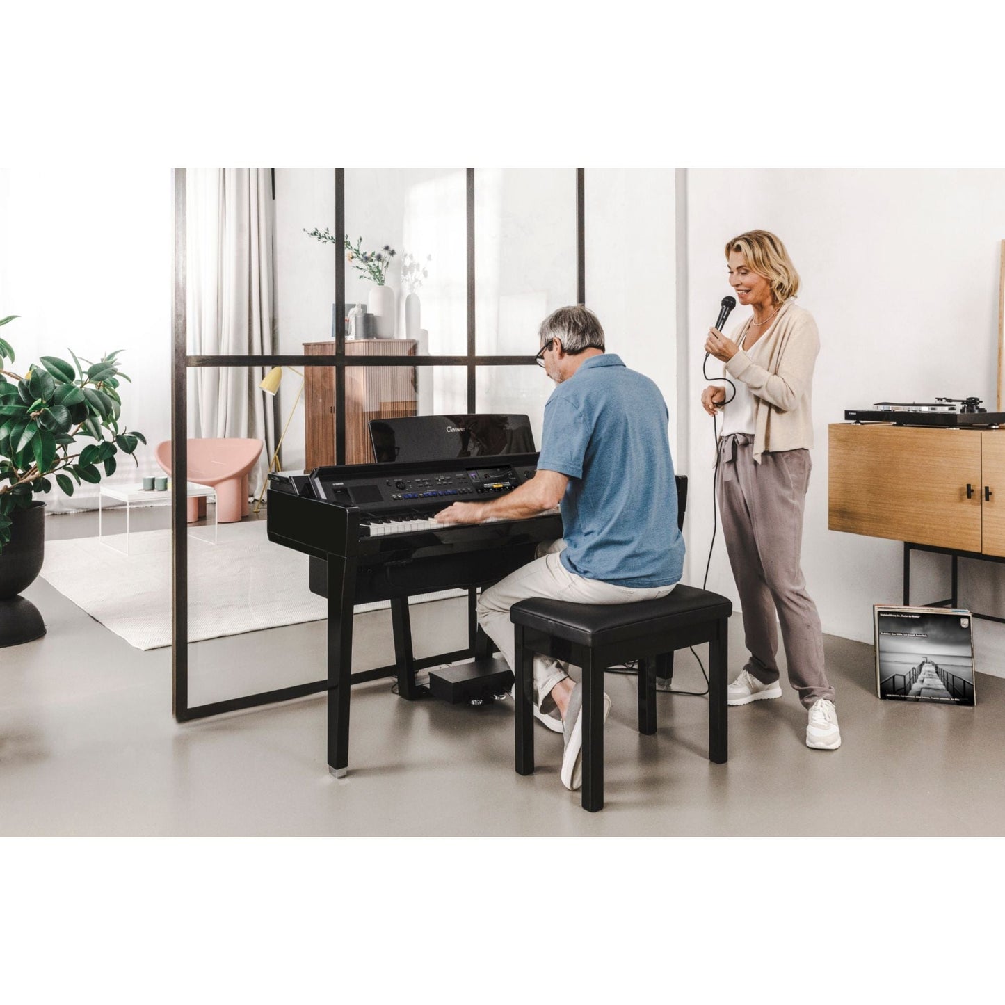 Yamaha CVP909PE Polished Ebony Digital Piano
