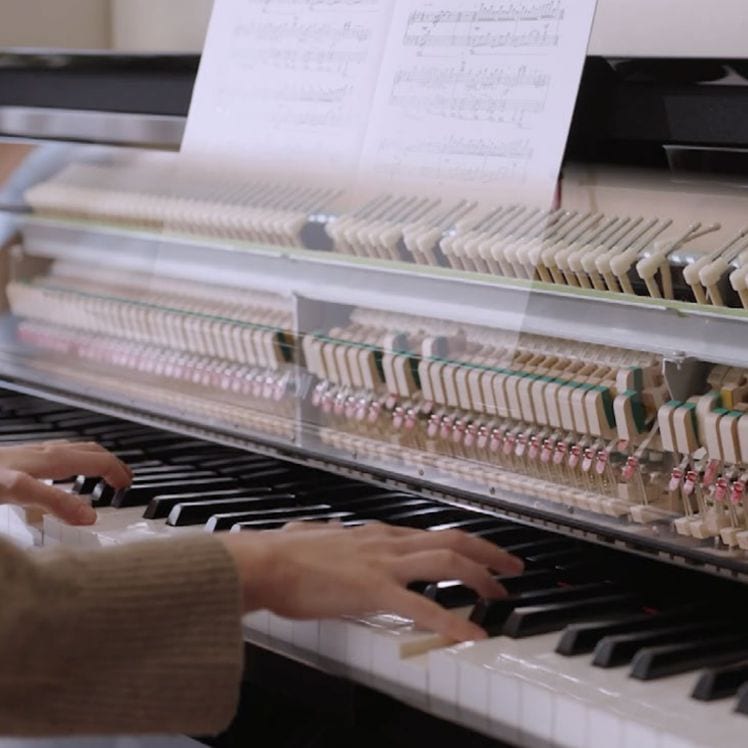 Yamaha Avantgrand NU1XA Advanced Hybrid Piano; Polished Ebony