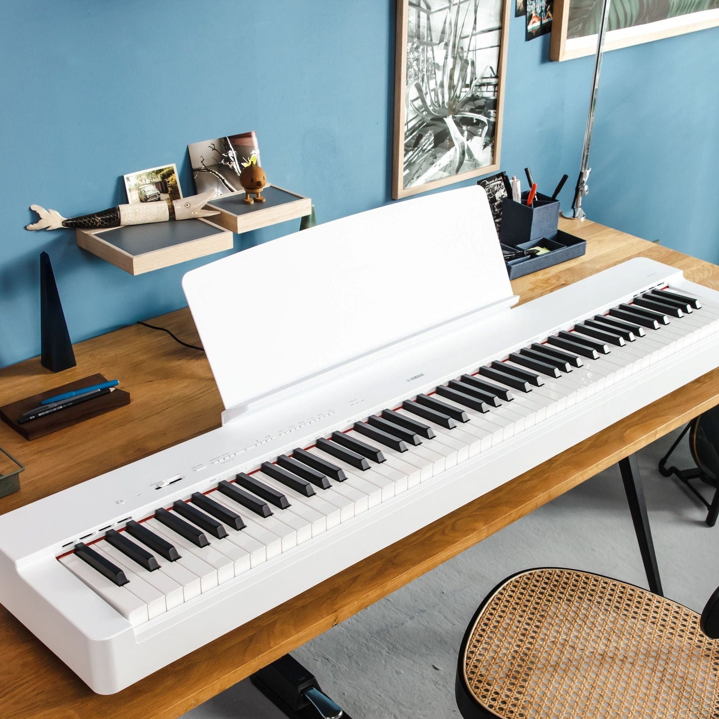 Yamaha P225 White Piano Value Package