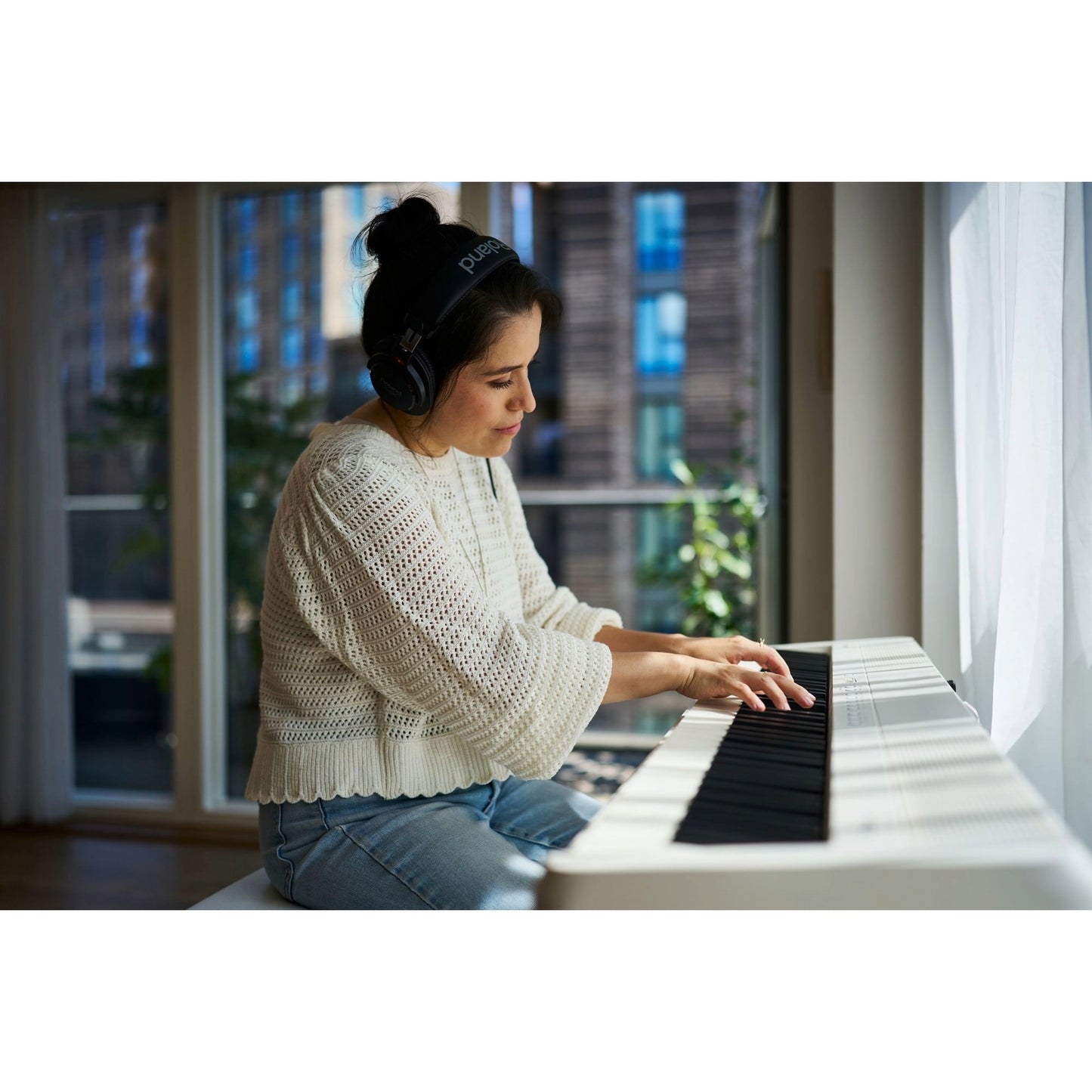 Roland FP40 Portable Digital Piano; White