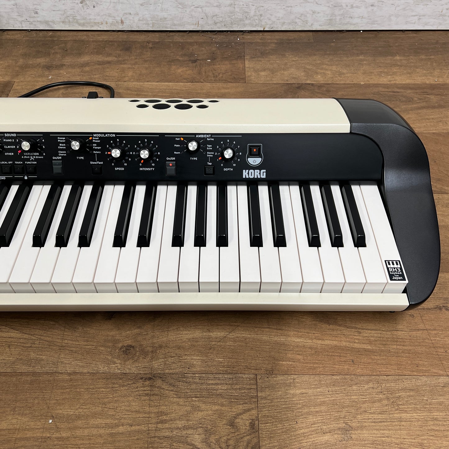 Korg SV2S 88 Stage Piano With Speakers; Serial No: 3460 | Second Hand