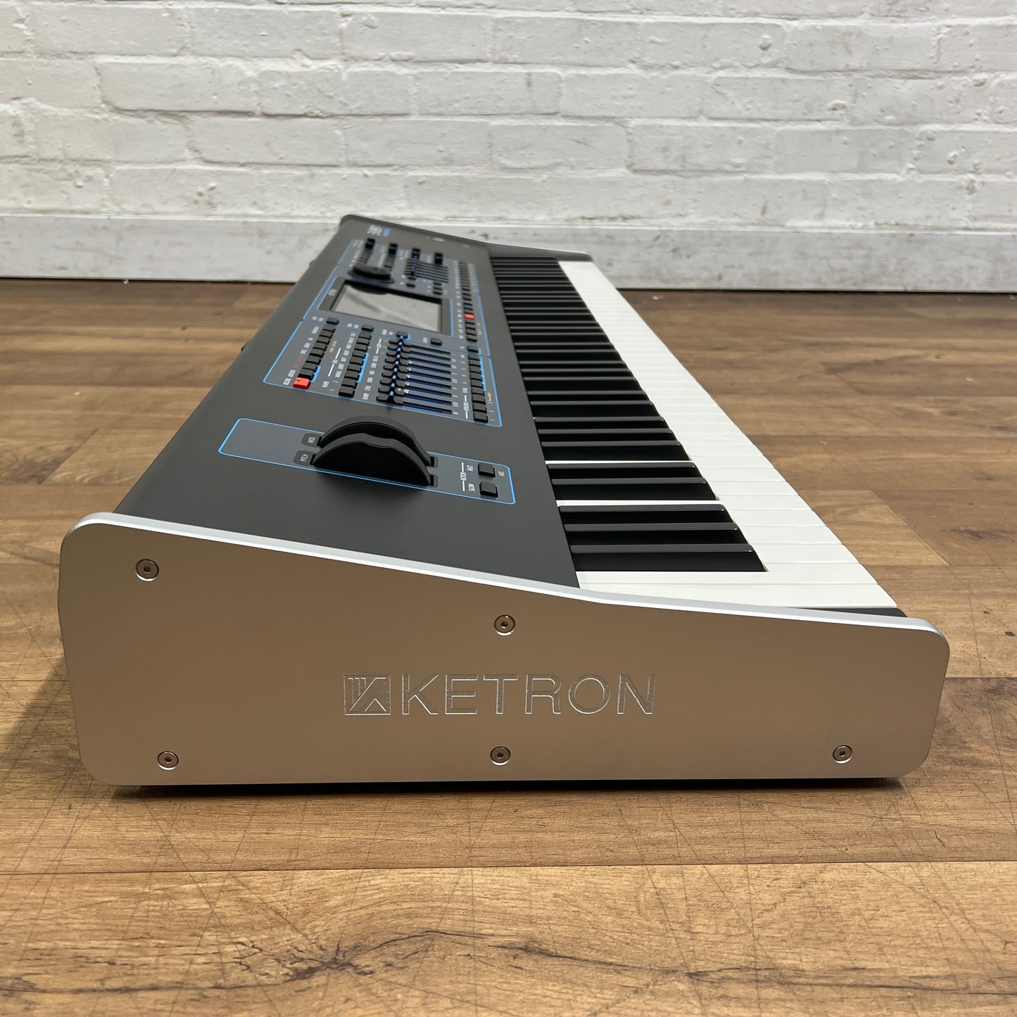 Ketron EVENT 76 Keyboard; Serial No: I1AA11147A | Second Hand