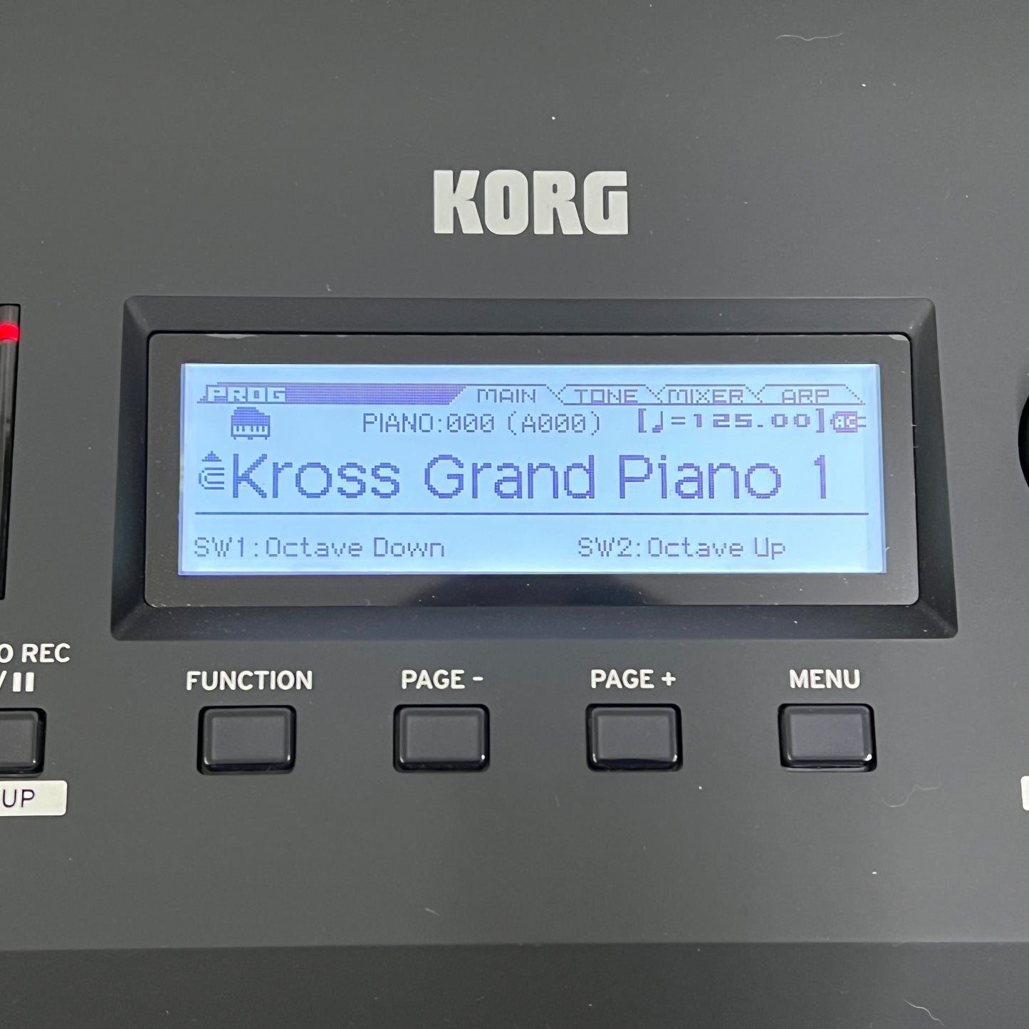 Korg Kross 2 88 Key Synthesizer Workstation, Matt Black; Serial No: 9065 | B Stock