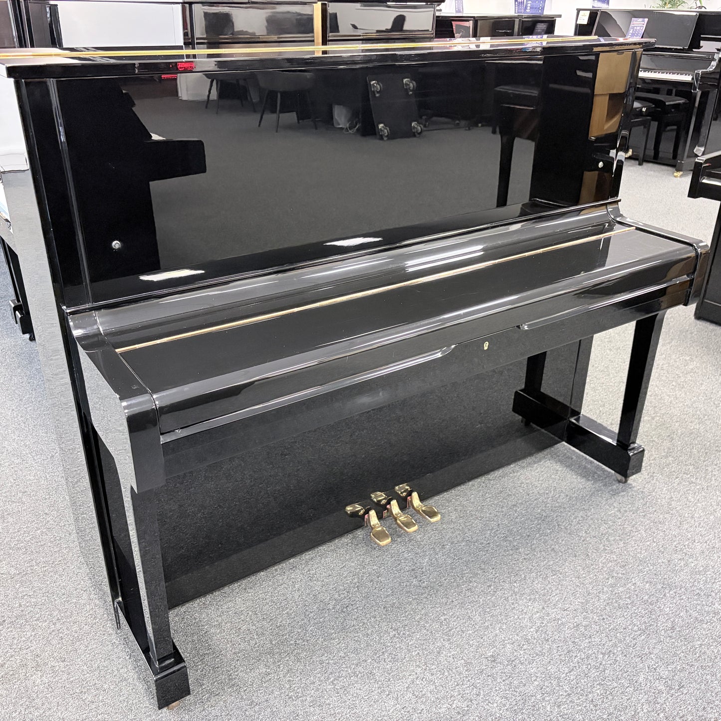 Yamaha U1 Upright Piano in Polished Ebony: Serial No: H2340112 | Second Hand