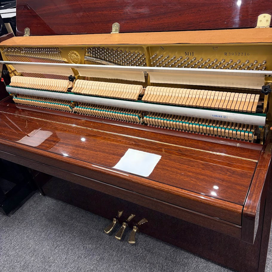Yamaha M1J Upright Piano in Polished Walnut: Serial No: 3932216 | Second Hand