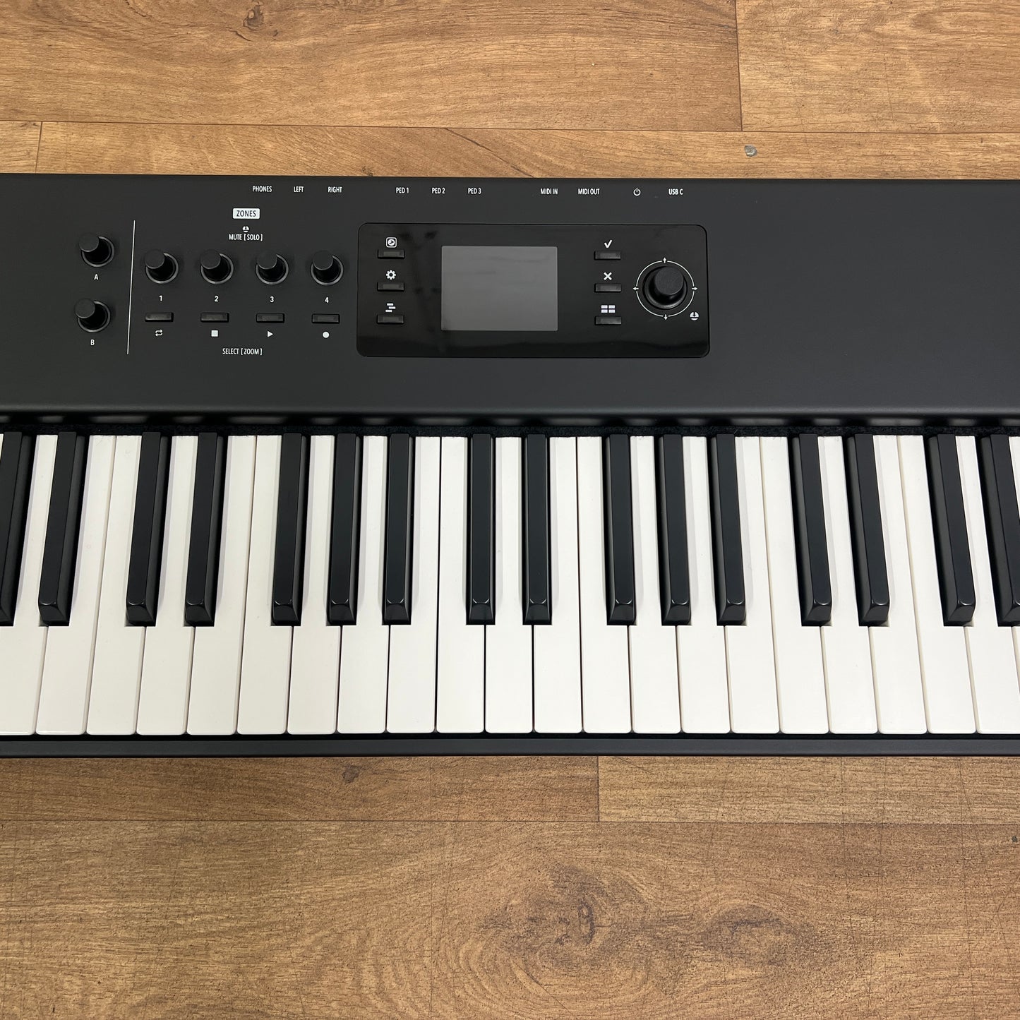 Studiologic SL73 MIDI Controller Keyboard; Serial No: 2542IT7301105 | Second Hand