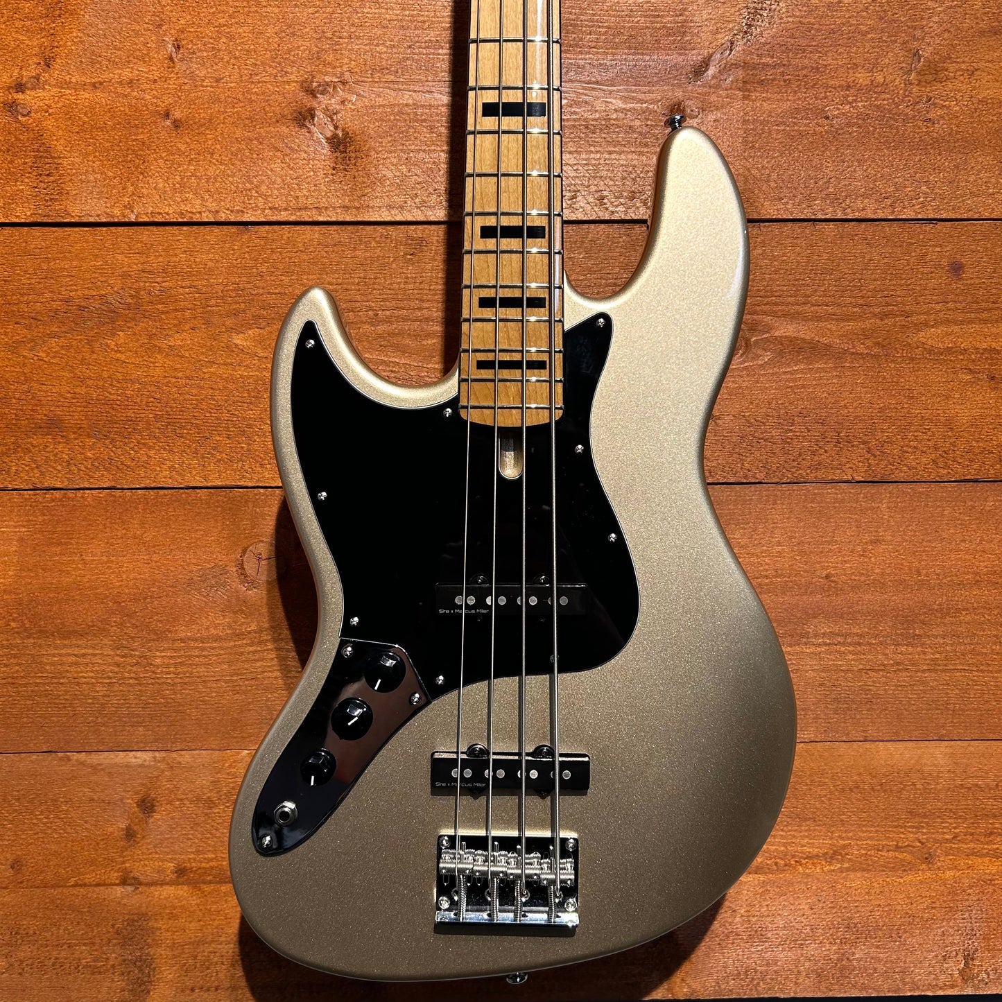 Sire Marcus Miller V7+ S4L Bass Guitar Left Handed; Champagne Gold Metallic: Serial No: 2N25213079 | Second Hand