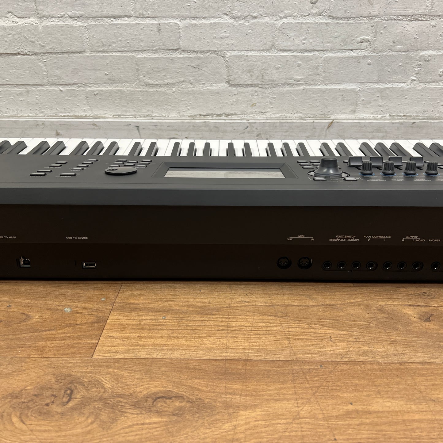 Yamaha MODX8+ Keyboard; Serial No: BBEP01016 | Second Hand