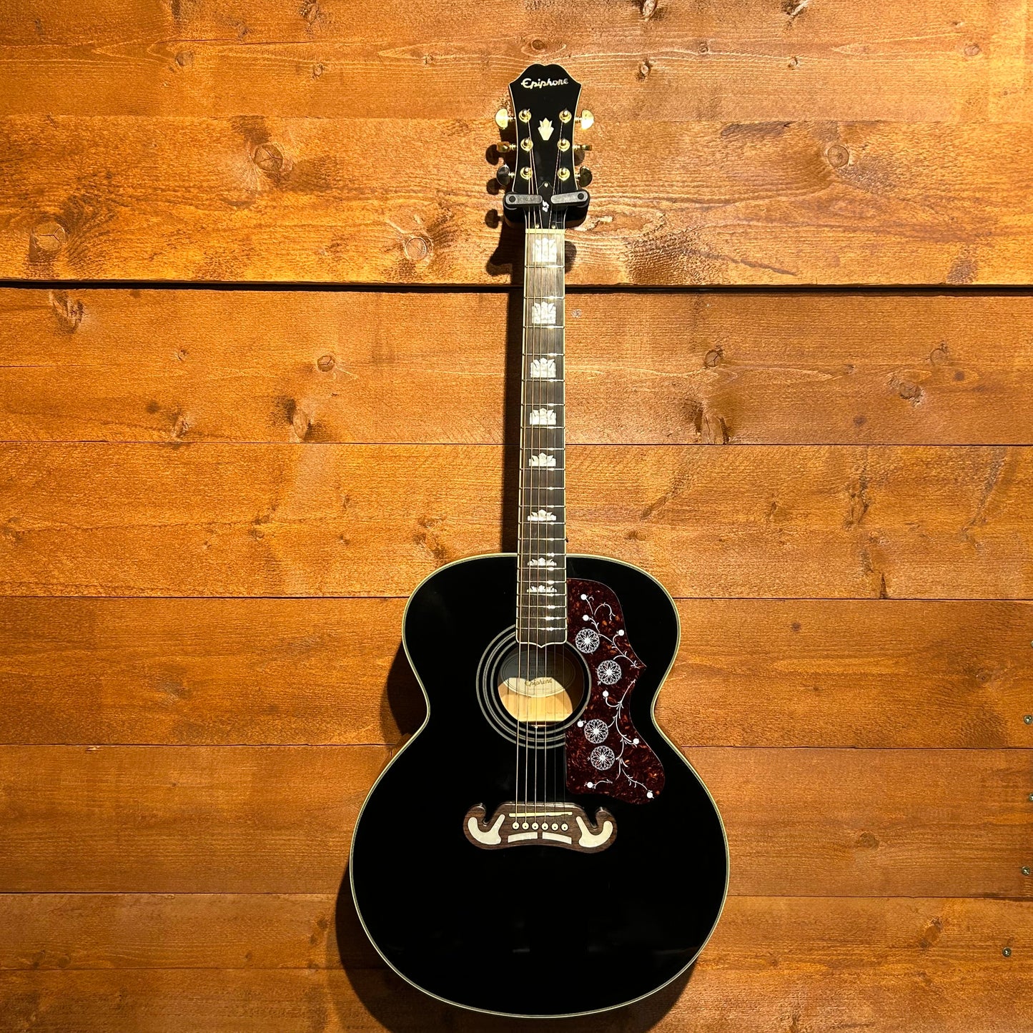 Epiphone EJ-200 Acoustic Guitar; Black: Serial No: 0910232229 | Second Hand