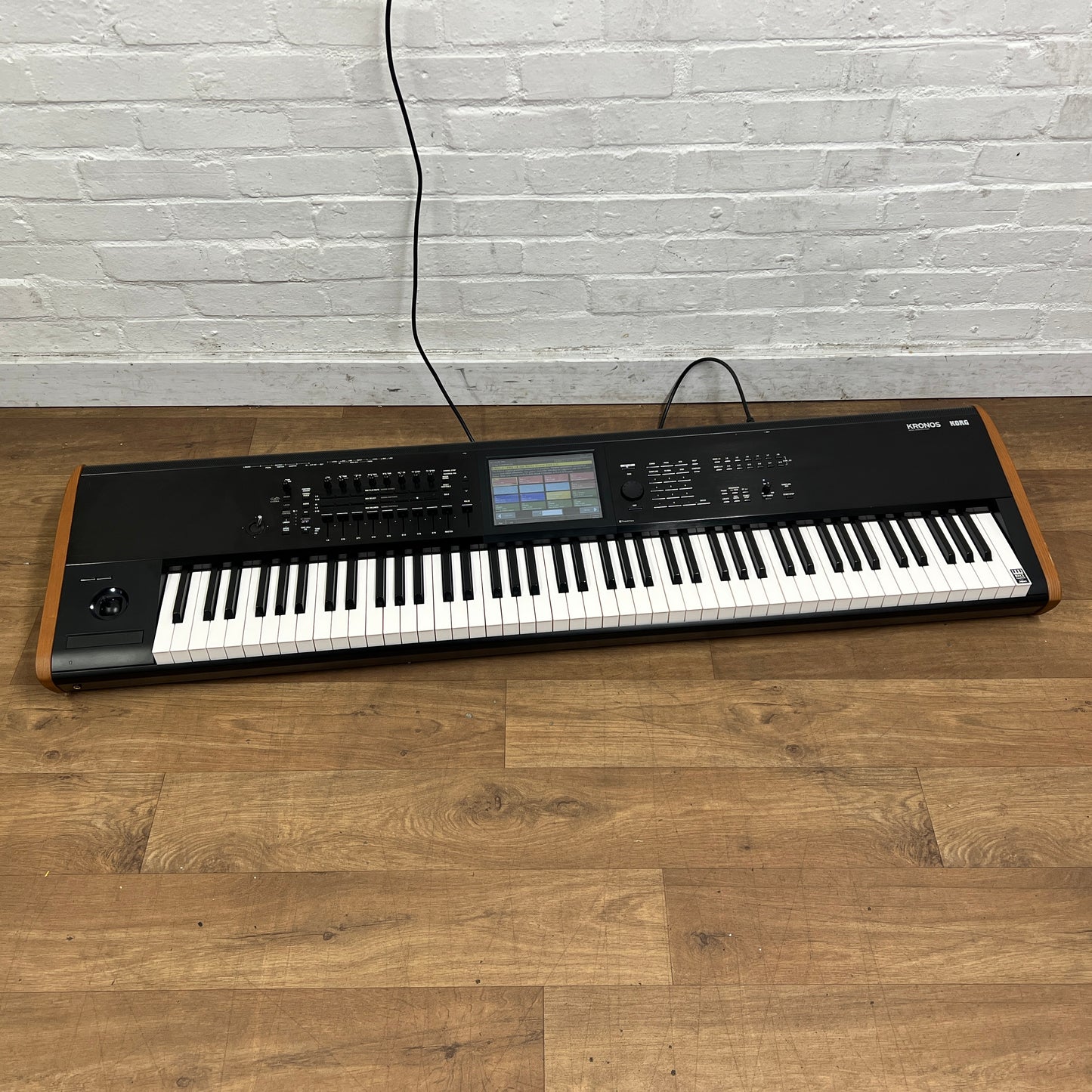 Korg Kronos 2 88 Music Workstation; Serial No: 202385 | Second Hand