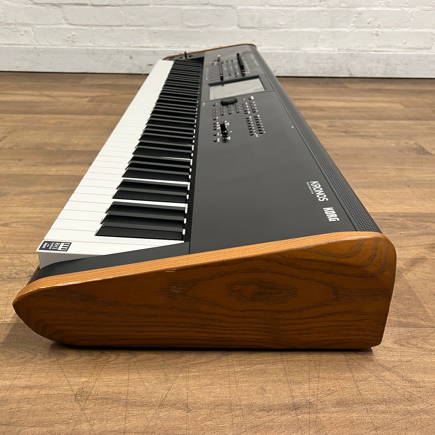 Korg Kronos 2 88 Music Workstation; Serial No: 202385 | Second Hand