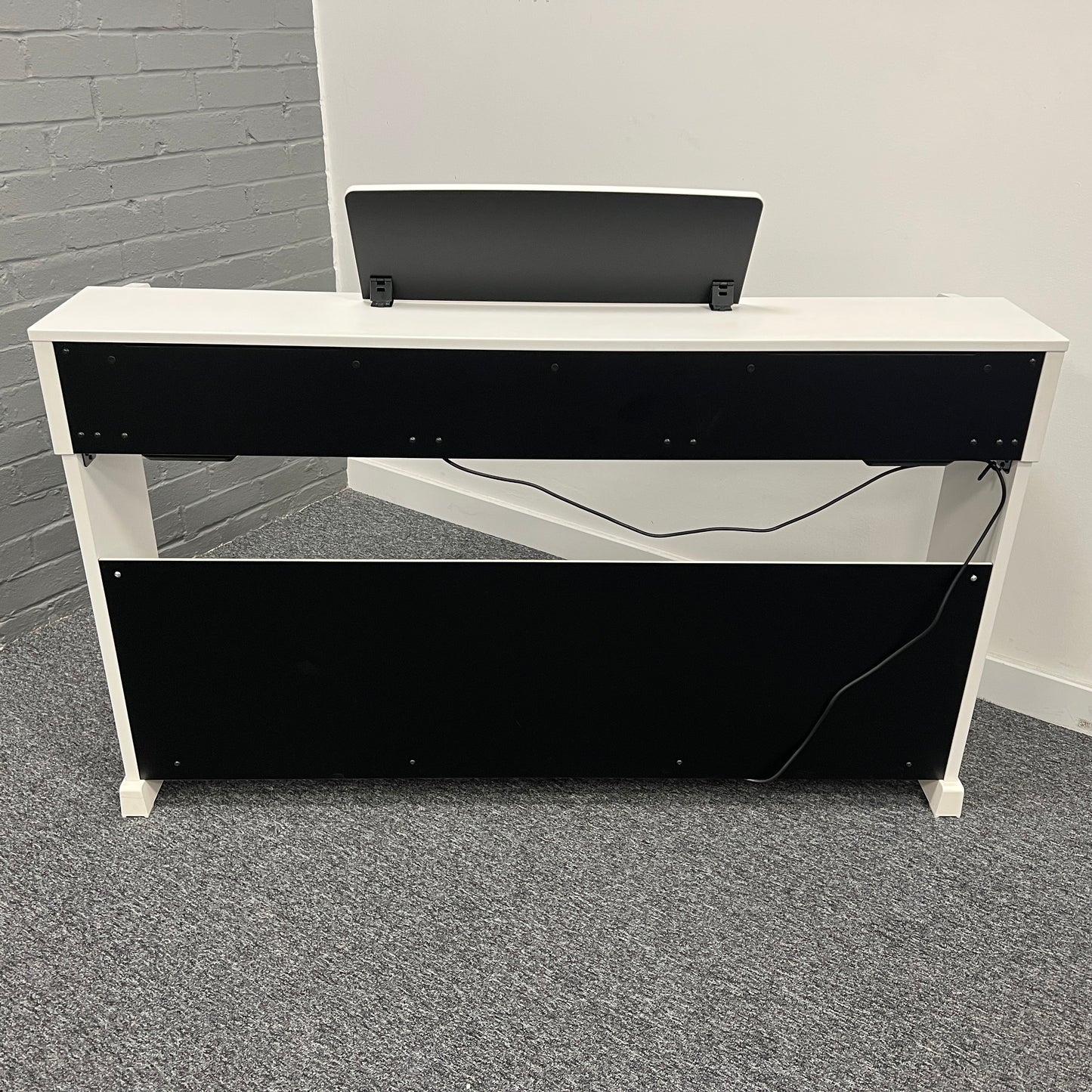 Yamaha YDP145 White Digital Piano; Serial No: BCBZ01001; Ex Display Model; 3 Year Warranty
