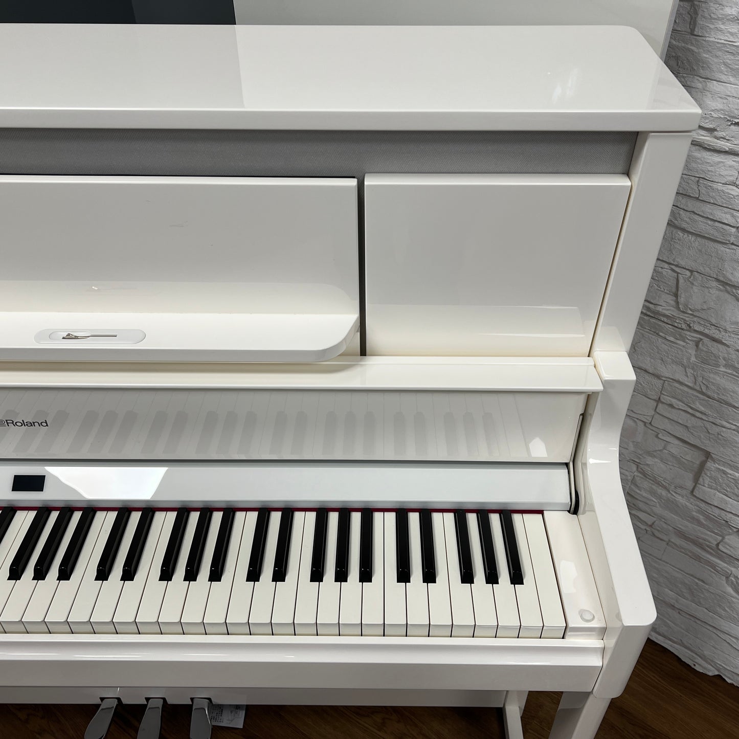 Roland LX9 Polished White Digital Piano With Matching Stool; Serial No: Z7Q0095 | Second Hand