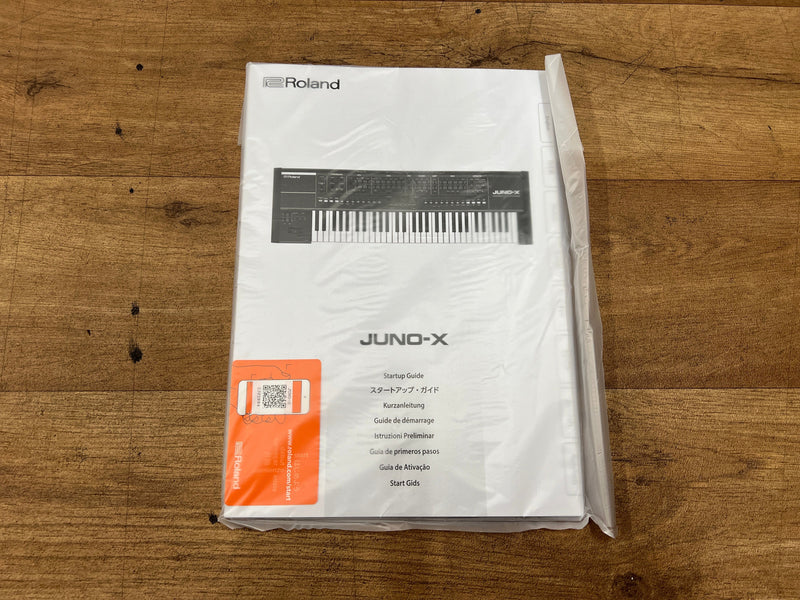 Second Hand Roland JUNO X Syntheszier; Serial No: Z4N1298