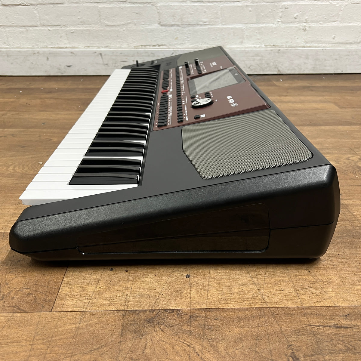 Korg PA700 Keyboard; Serial No: 67937 | Second Hand
