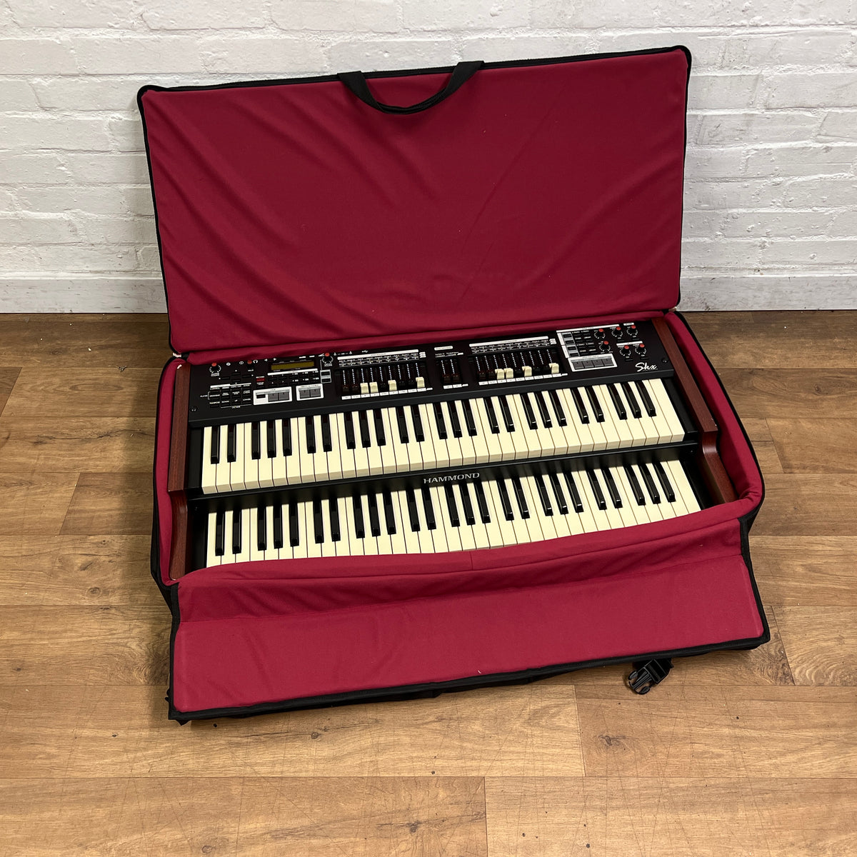 Hammond SKX Dual Manual Keyboard & Case; Serial No: 19050009 | Second Hand