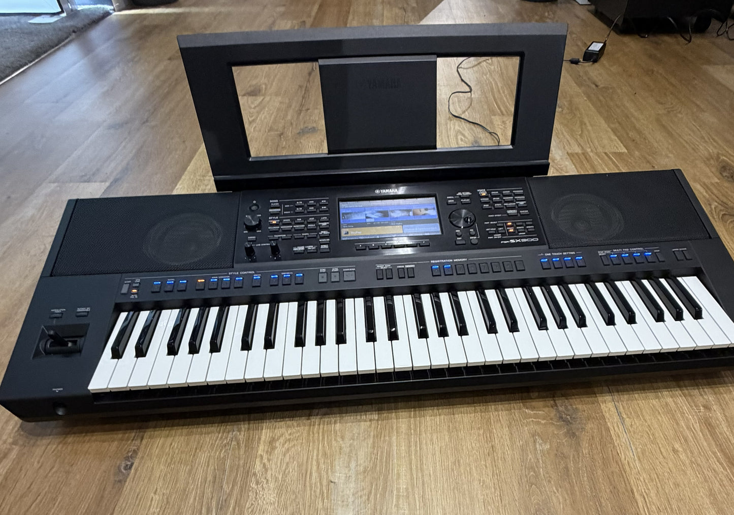 Yamaha PSR-SX900 Keyboard; Secial No: ECDY01119 | Second Hand