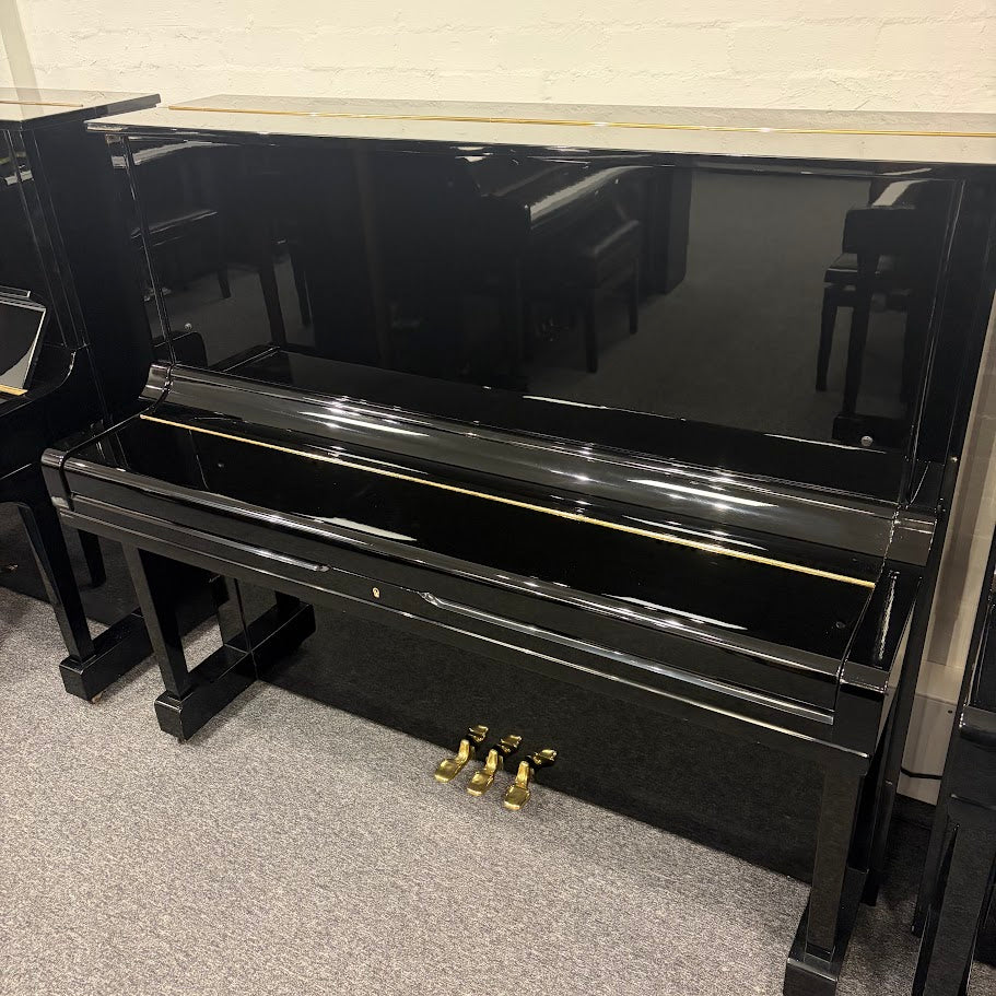 Yamaha U3 Upright Piano in Polished Ebony: Serial No: H1819495 | Second Hand
