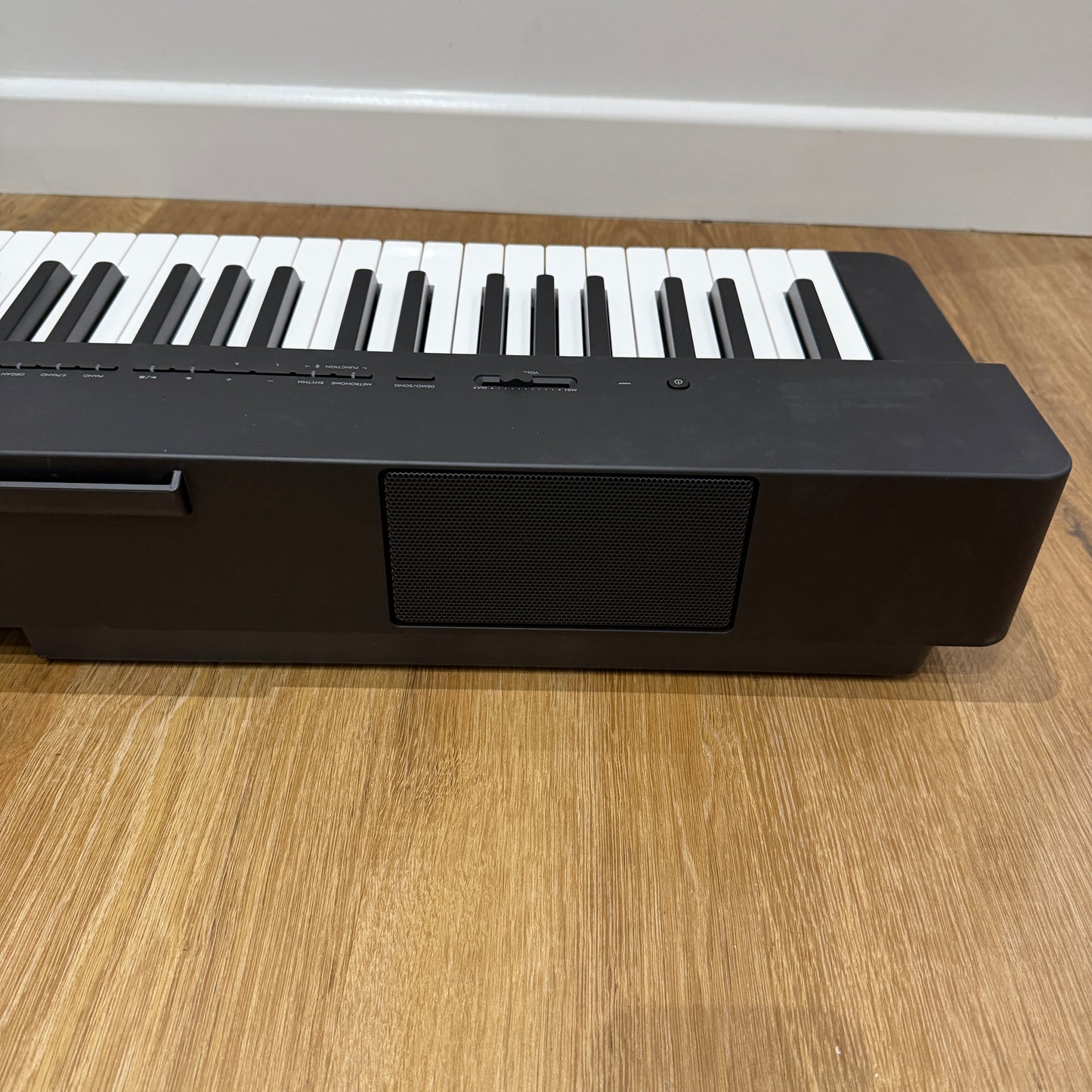 Yamaha P223 Portable Piano Black; Serial No:BBDO01029 | Ex Demo with 3 Year Warranty