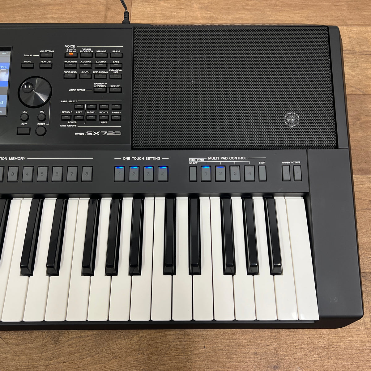 Yamaha PSR SX720 Arranger Keyboard Workstation; Serial No: BCEZ01045 | Second Hand