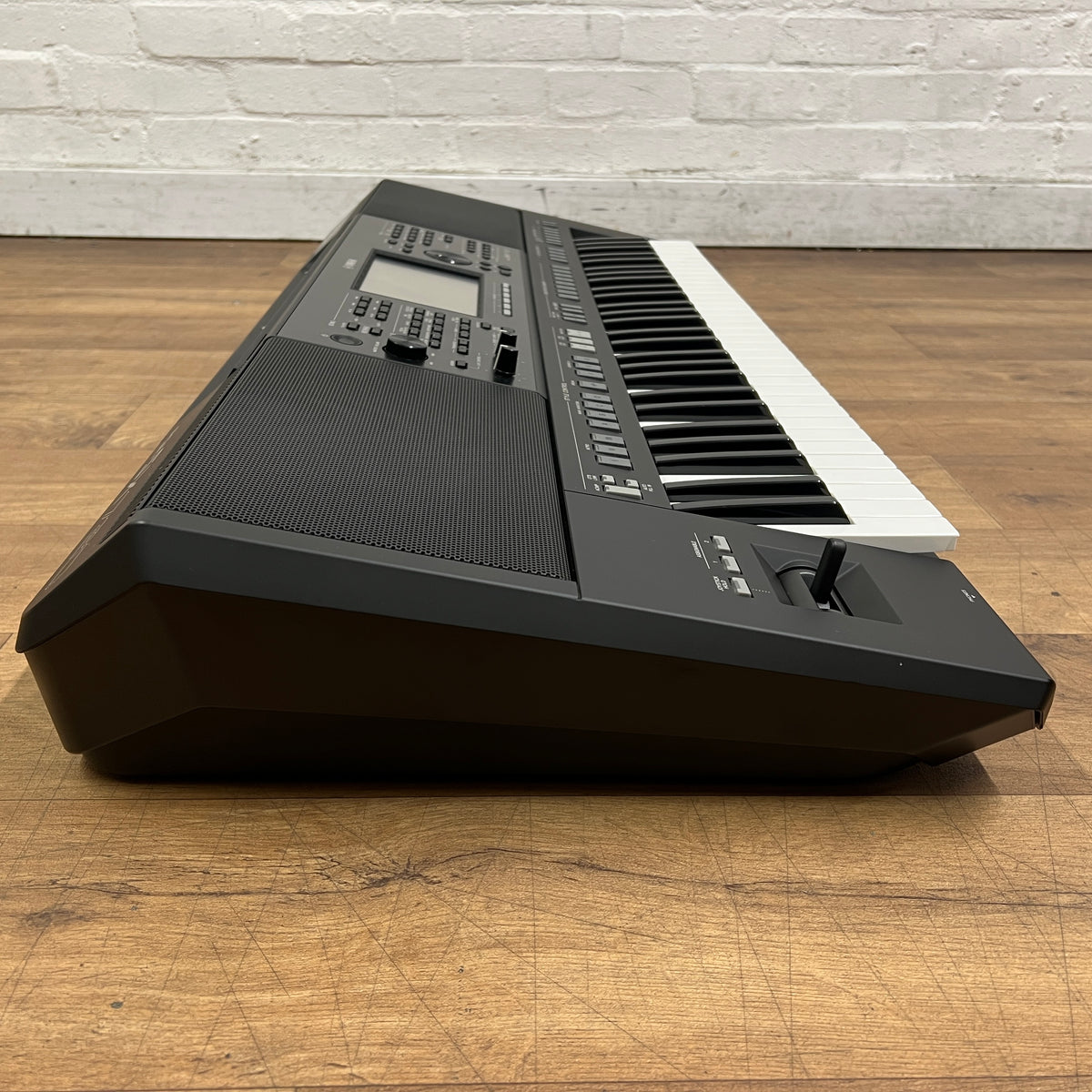 Yamaha PSR SX720 Arranger Keyboard Workstation; Serial No: BCEZ01045 | Second Hand